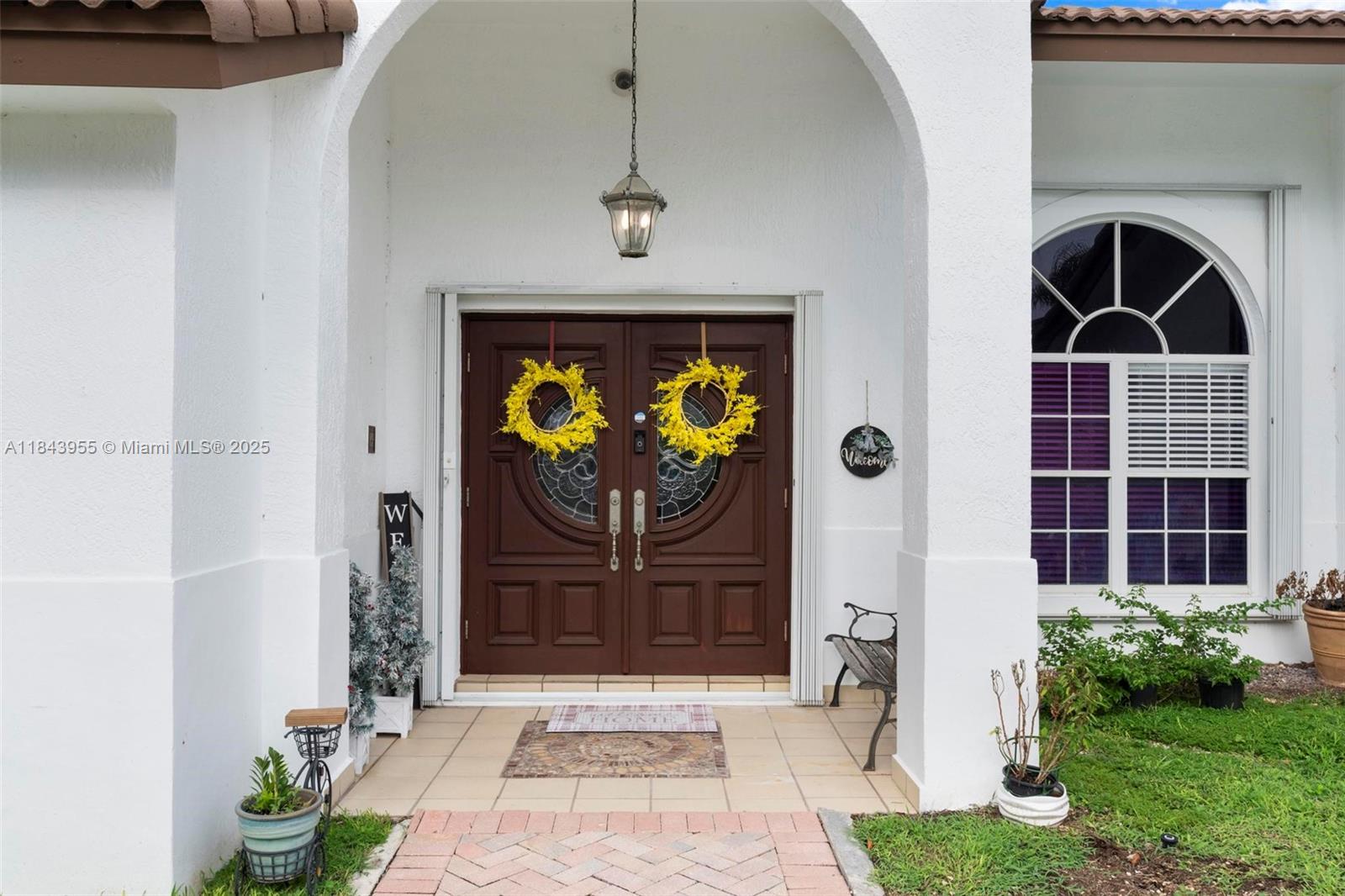 BISCAYNE BEST - Residential