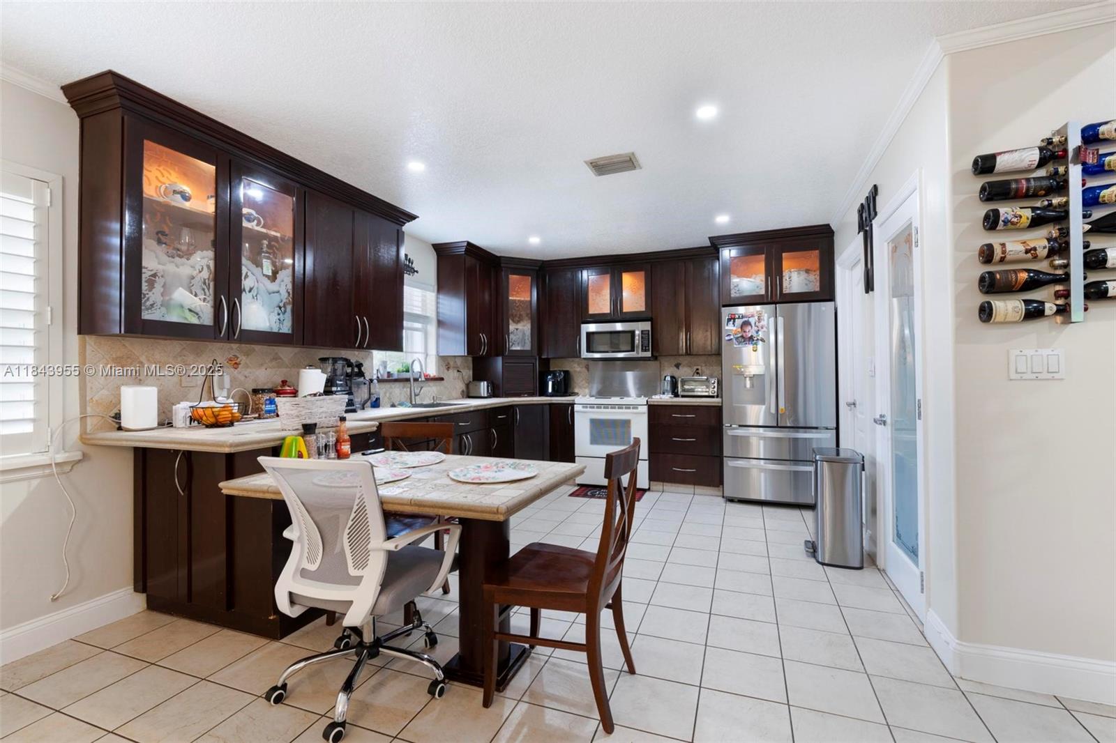 BISCAYNE BEST - Residential