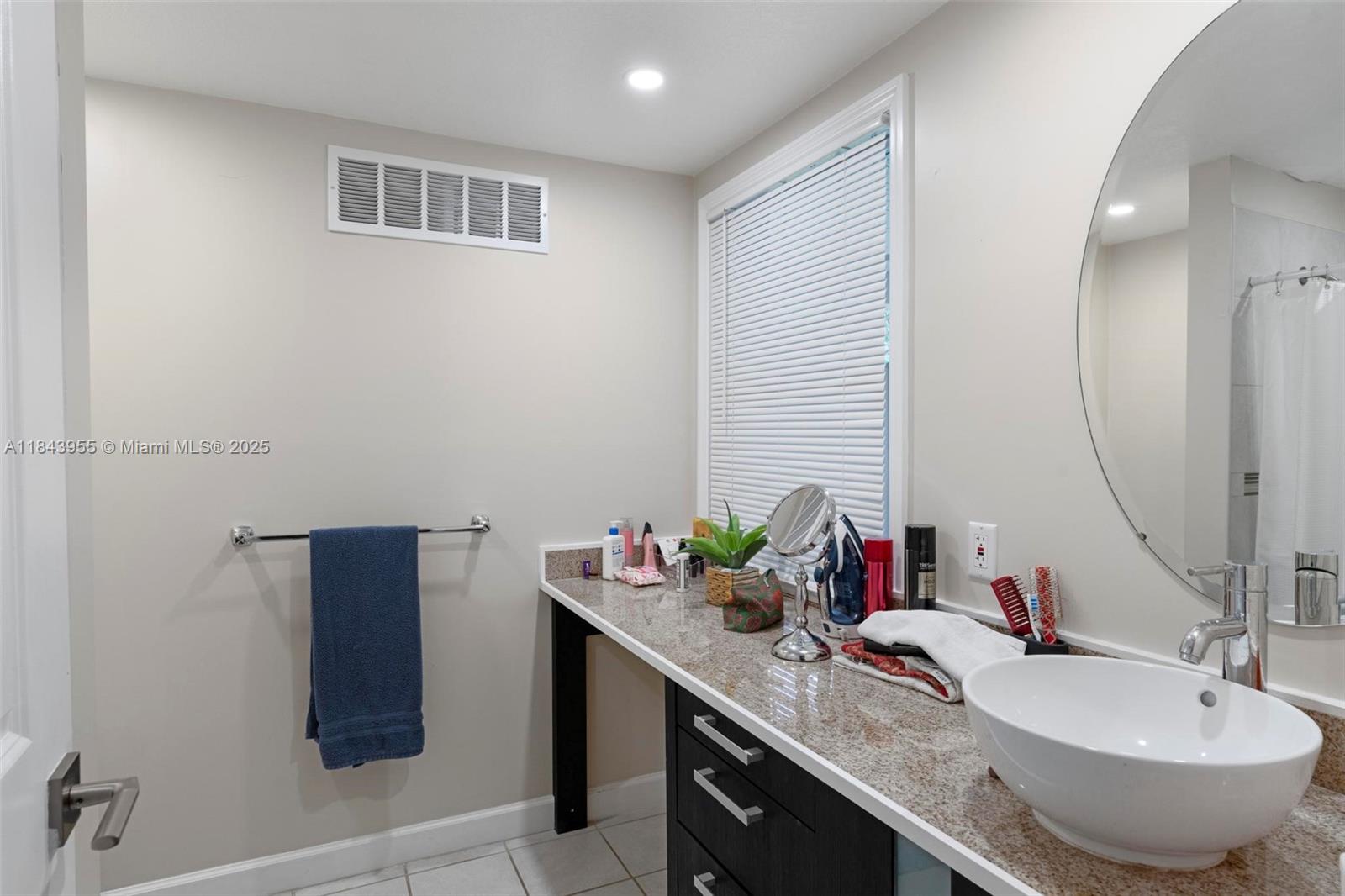 BISCAYNE BEST - Residential