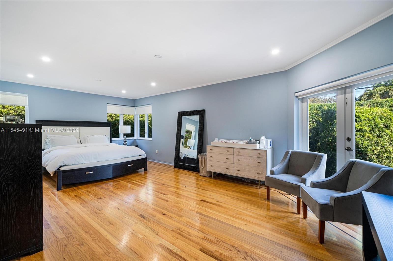 EARLETON SHORES - Residential