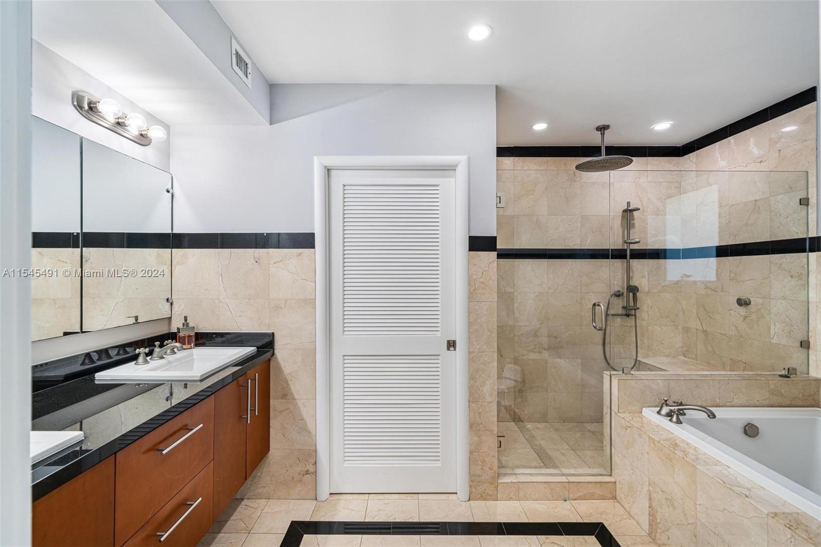 EARLETON SHORES - Residential