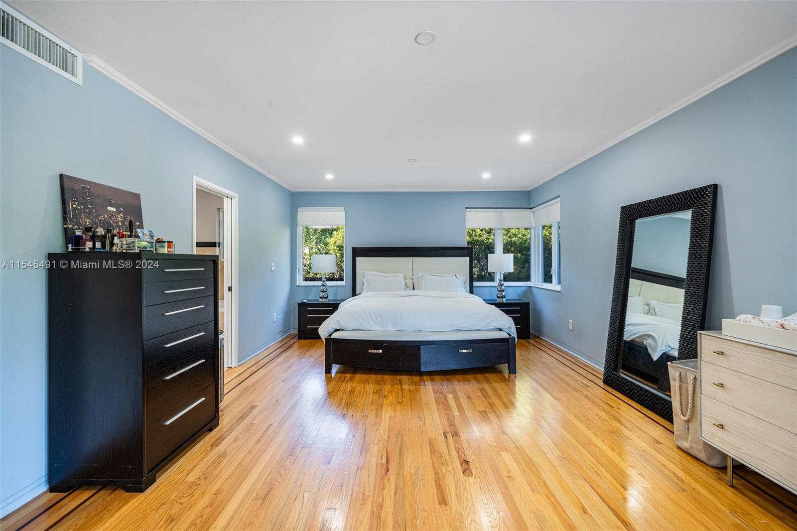 EARLETON SHORES - Residential