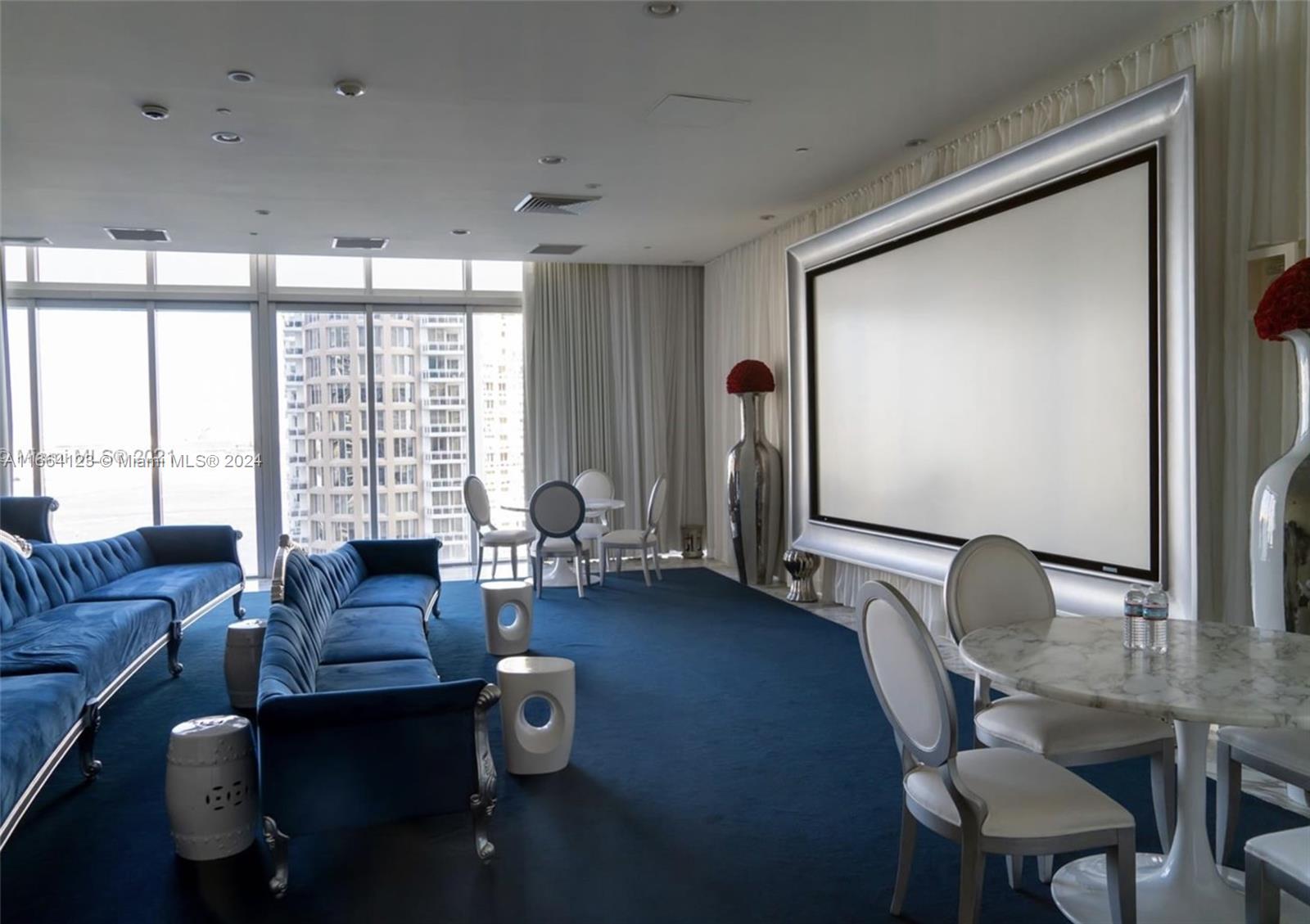 ICONBRICKELL CONDO NO 1 - Residential