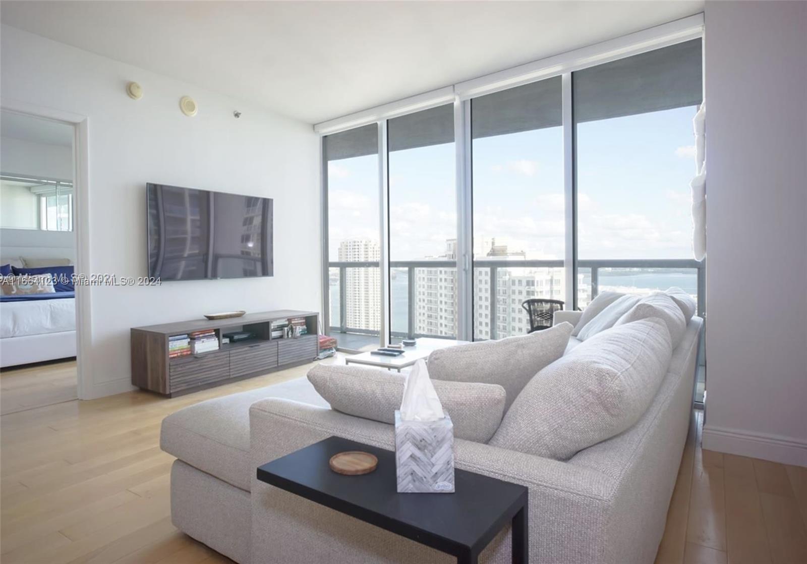 475 Brickell Ave 3107