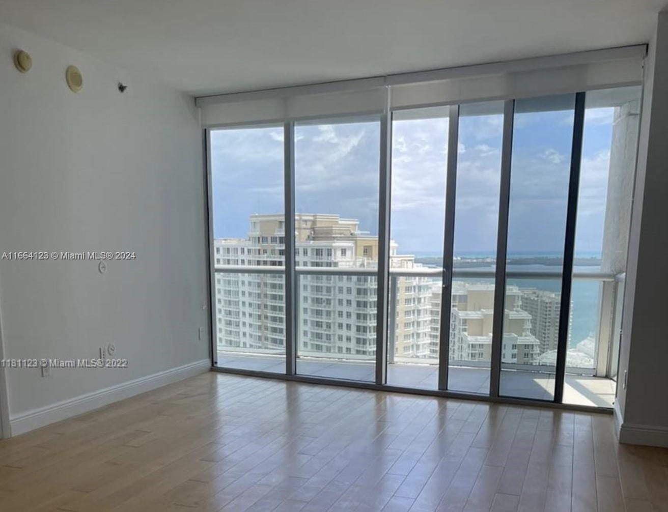 ICONBRICKELL CONDO NO 1 - Residential