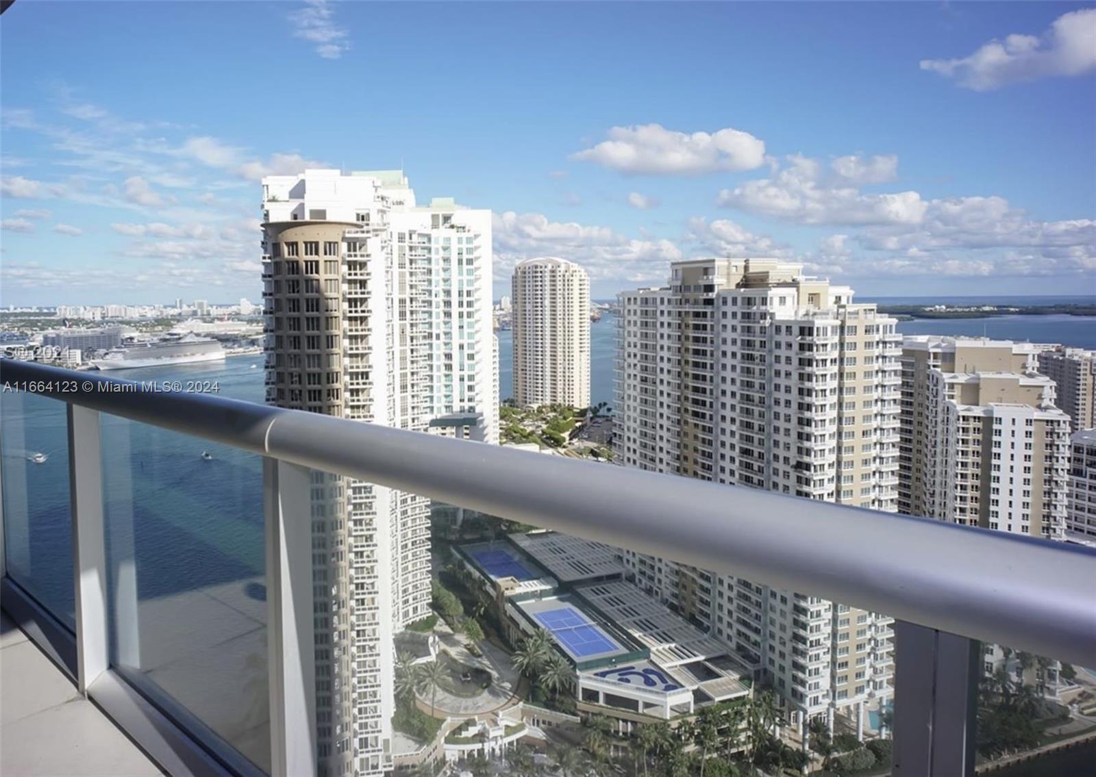 475 Brickell Ave 3107