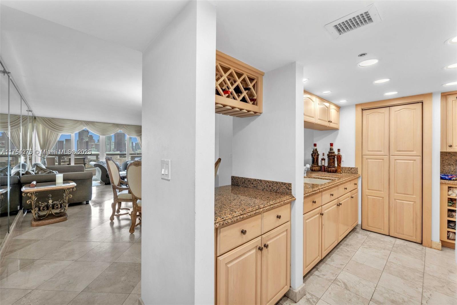 VENETIA CONDO - Residential Lease