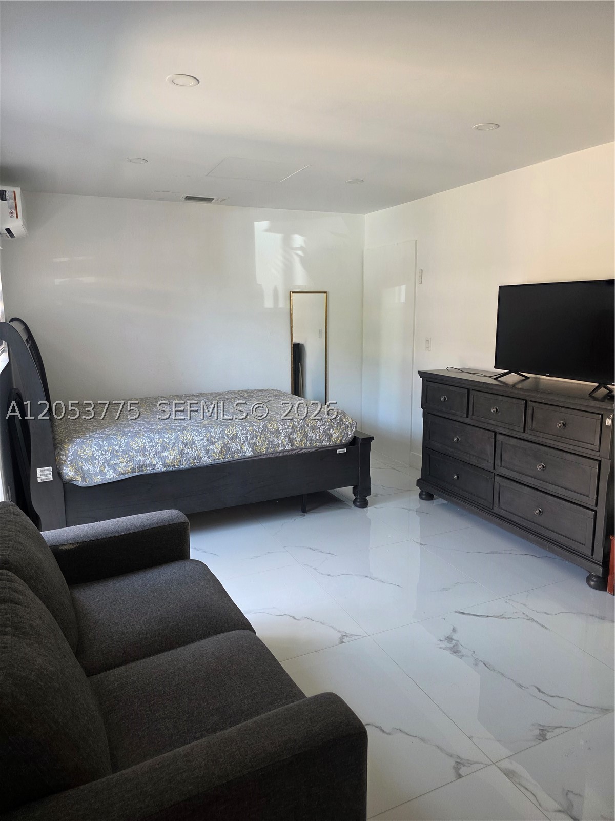 Photo 1 of 7 — 8830 NW 150th St, Miami Lakes, FL 33018