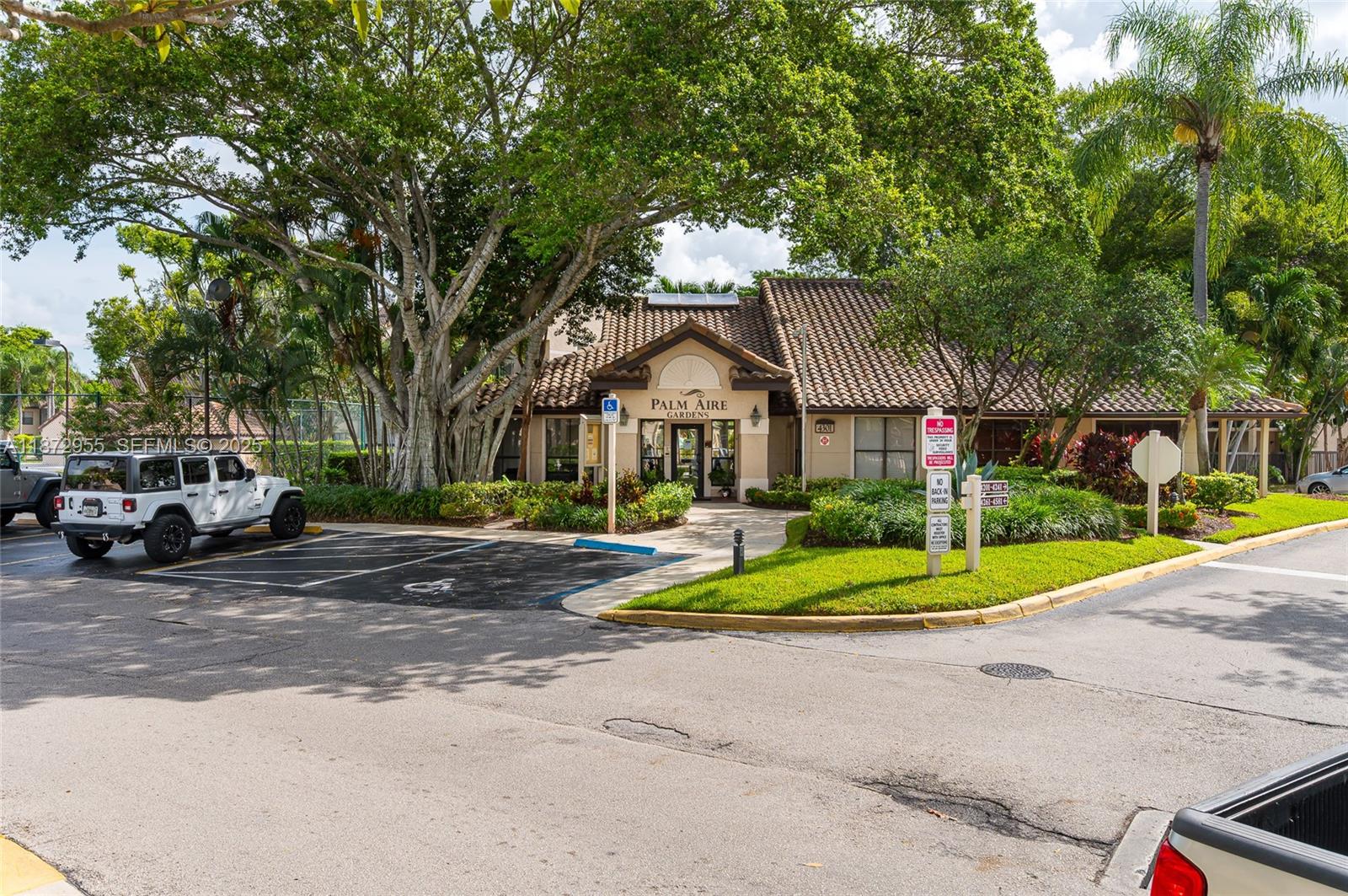 PALM AIRE GARDENS CONDO - Residential