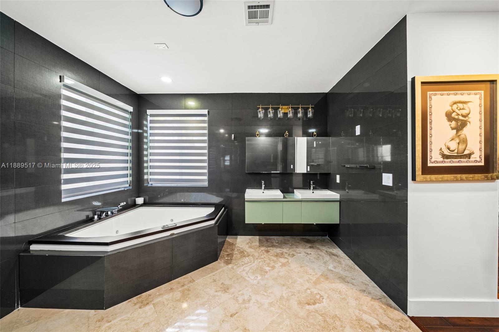 CHAMBERS SUB SE1/4 - Residential