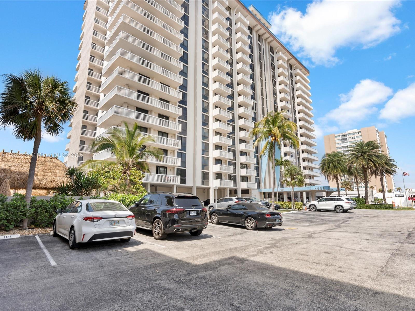 1500 S Ocean Dr 3G