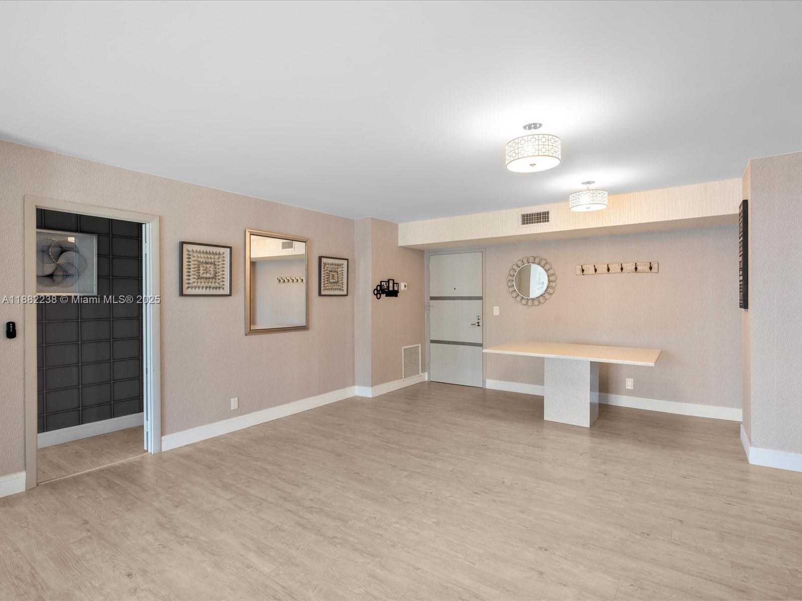 ALLINGTON TOWERS NORTH CO - Residential