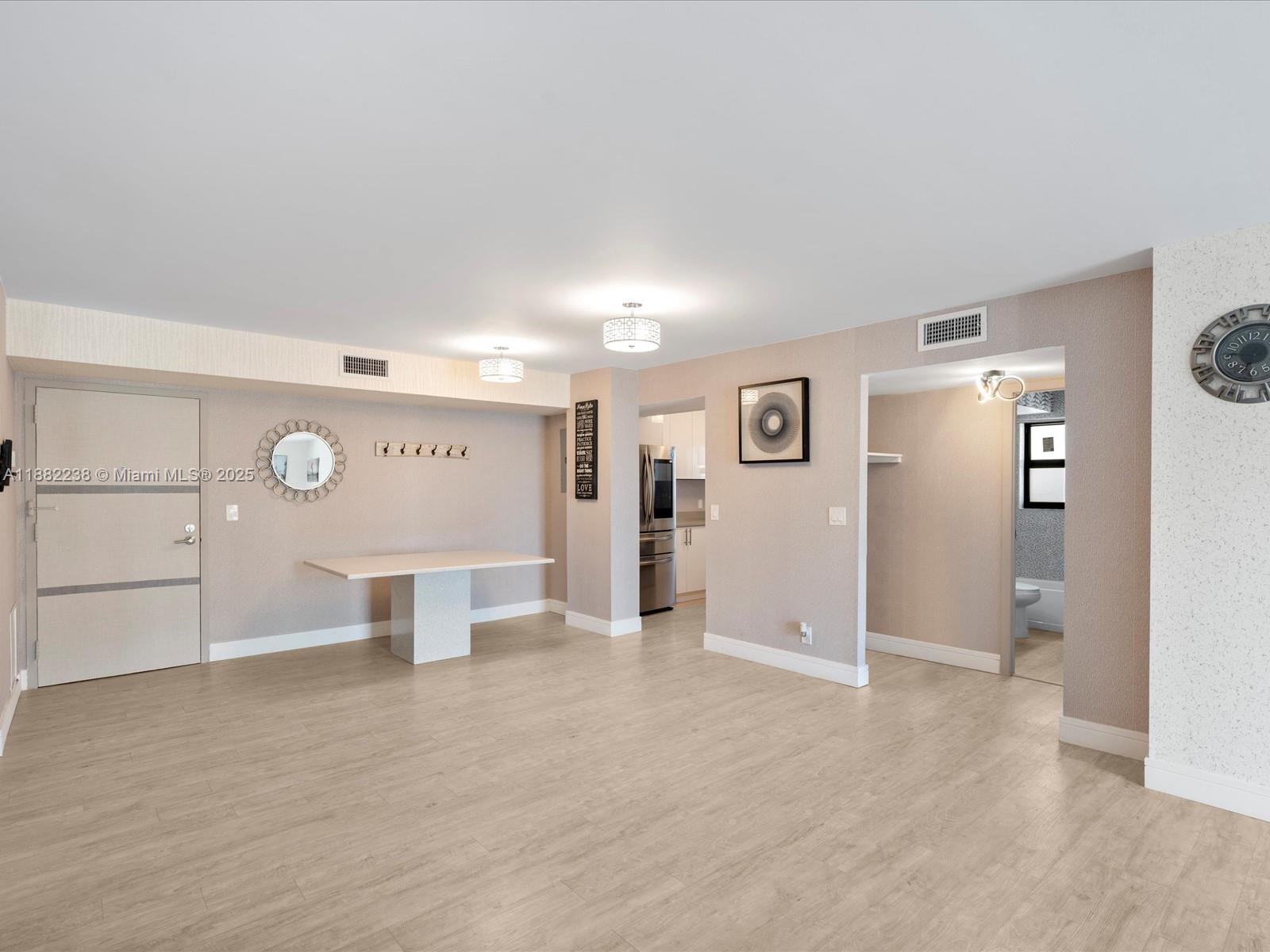 ALLINGTON TOWERS NORTH CO - Residential