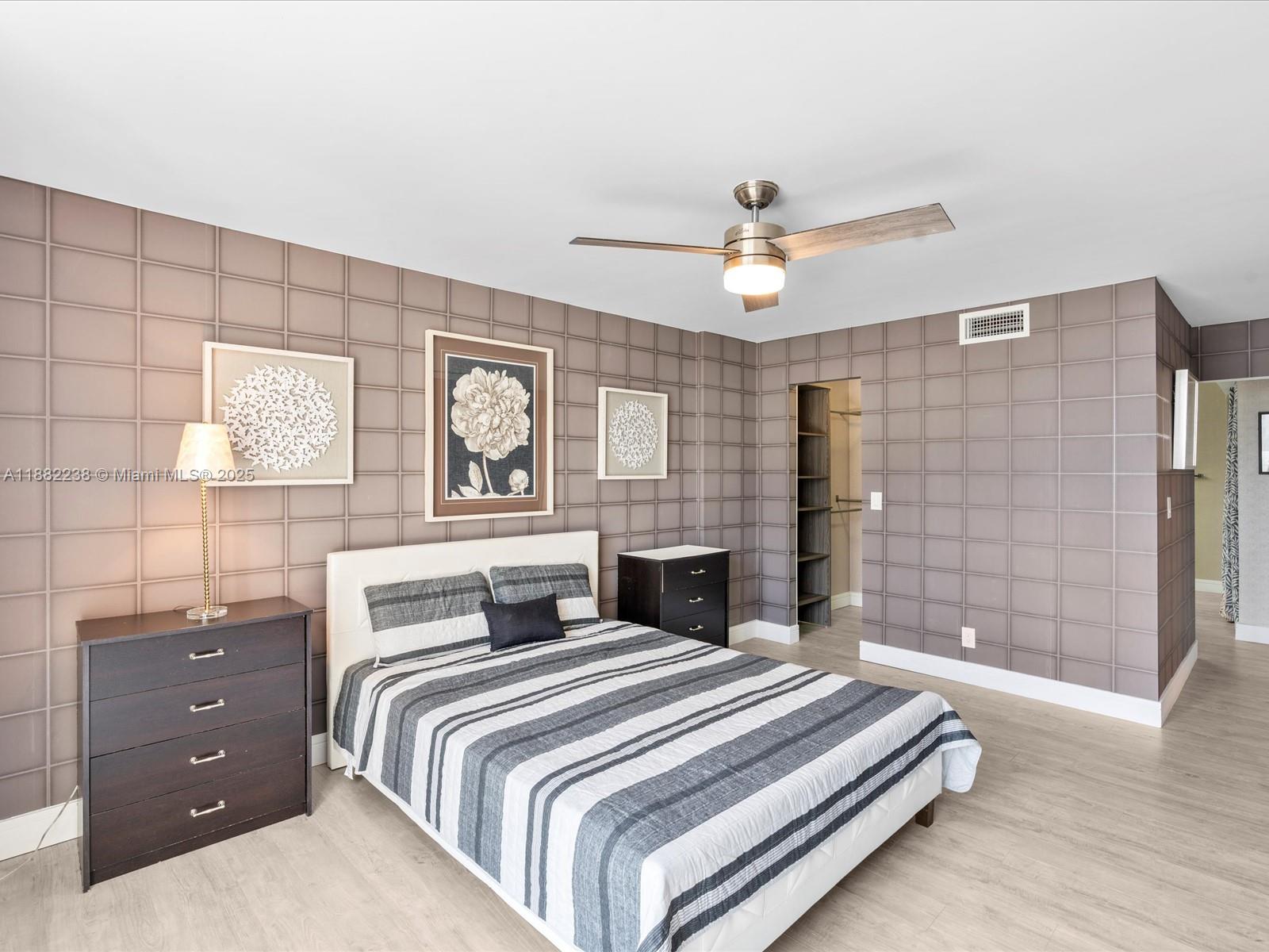 ALLINGTON TOWERS NORTH CO - Residential