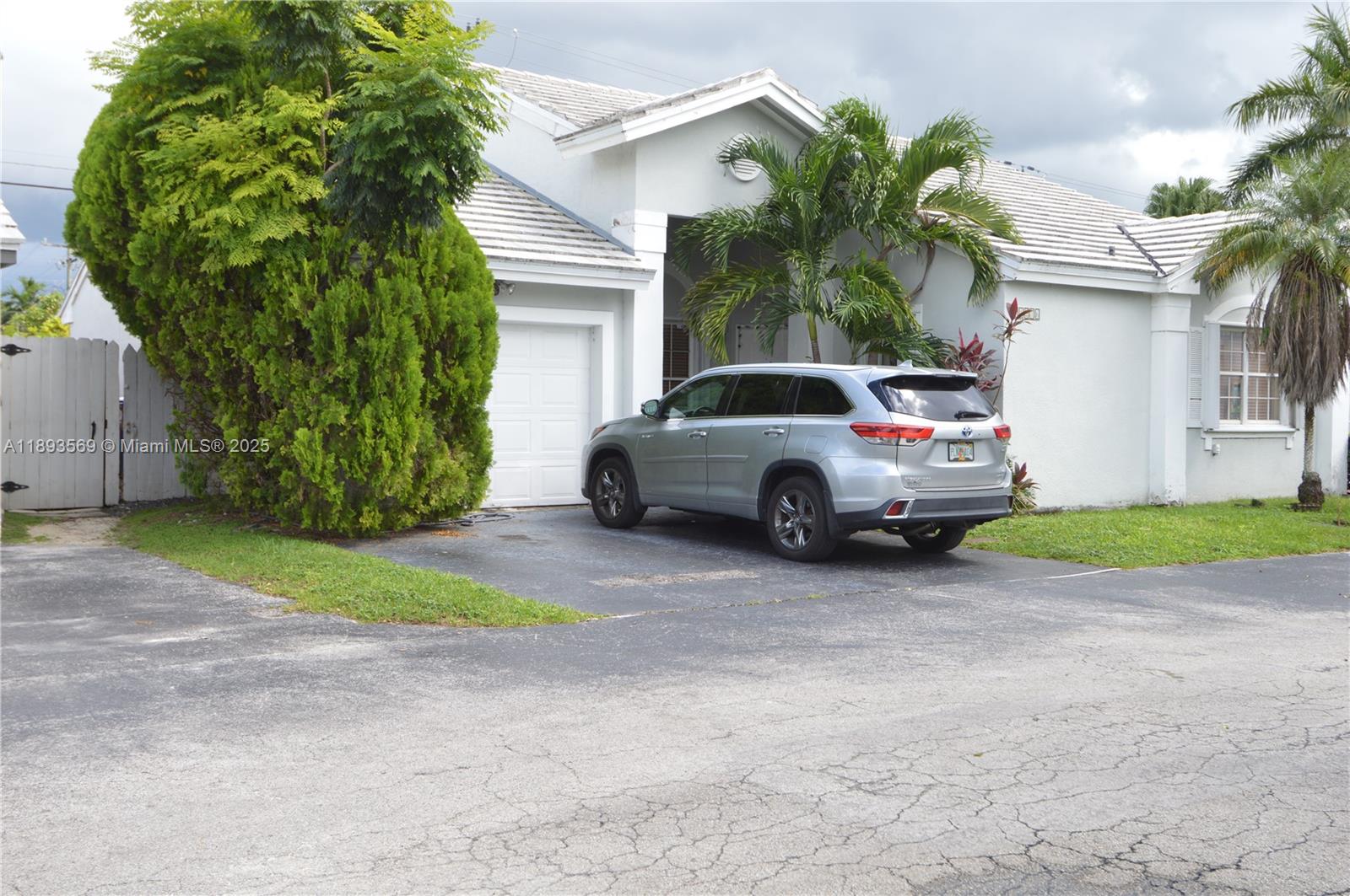 11216 SW 63rd Ter