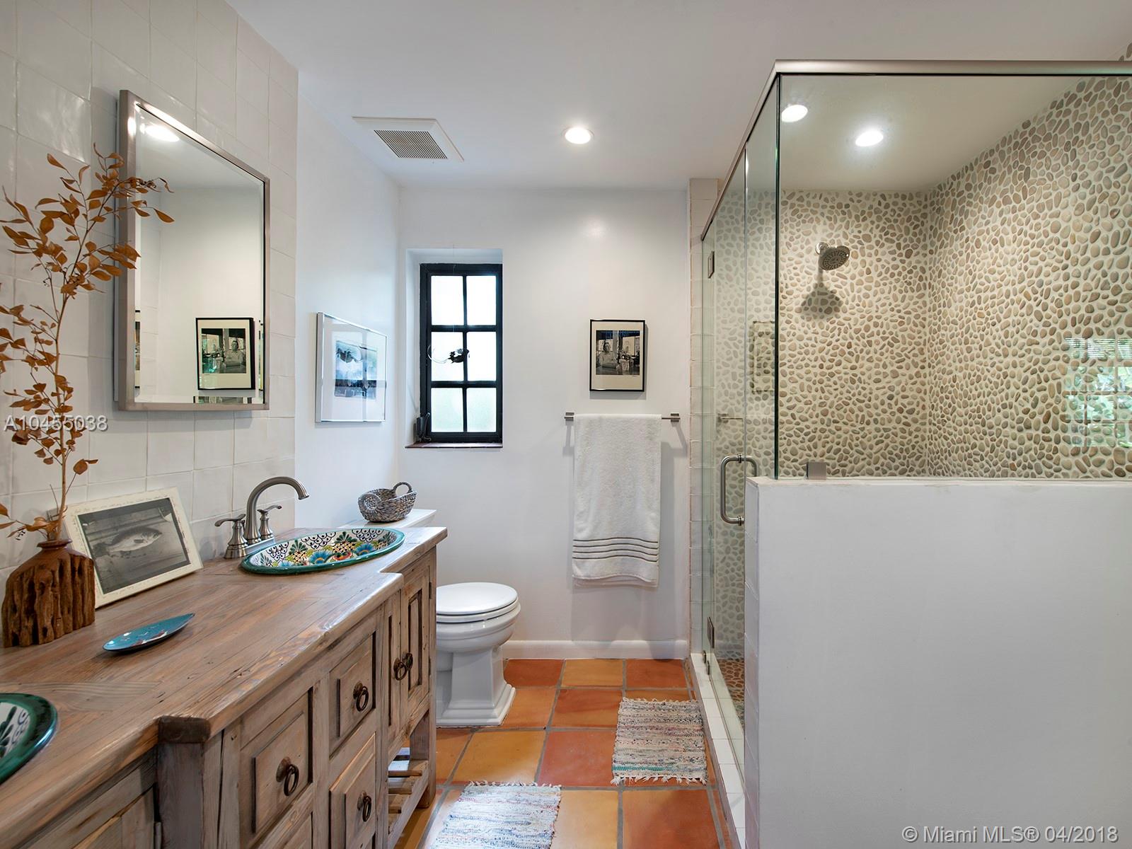 MIAMI SHORES SEC 3 - Residential