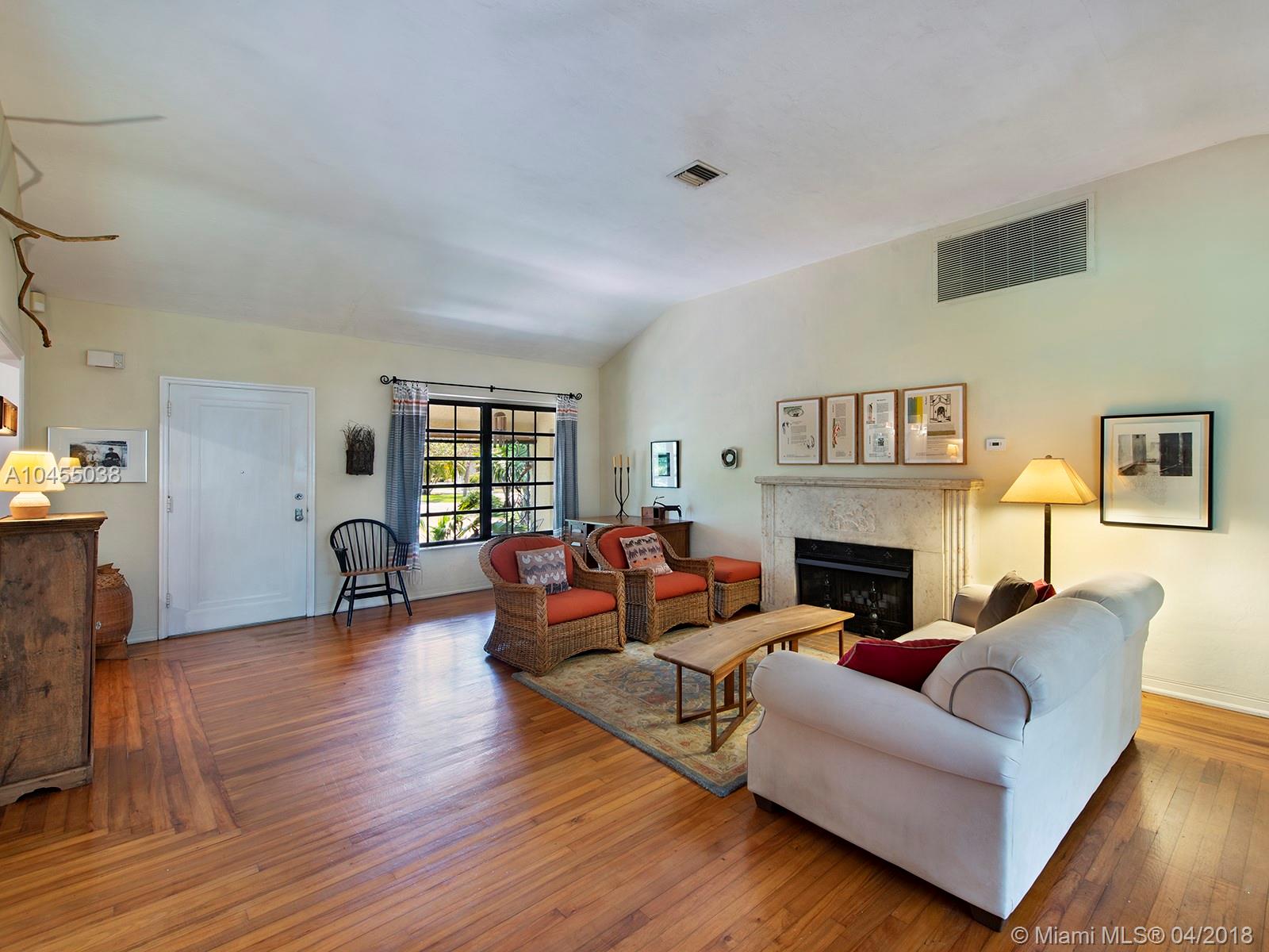 MIAMI SHORES SEC 3 - Residential