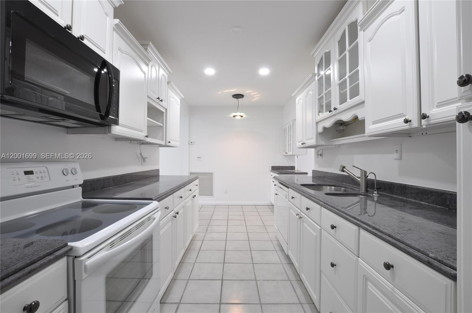 DAIGLES SUB - Residential Lease