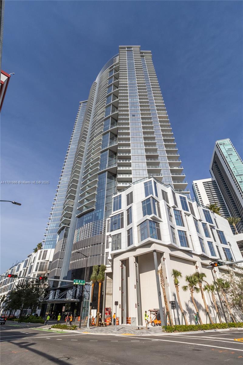 PARAMOUNT MIAMI WORLDCENT - Residential