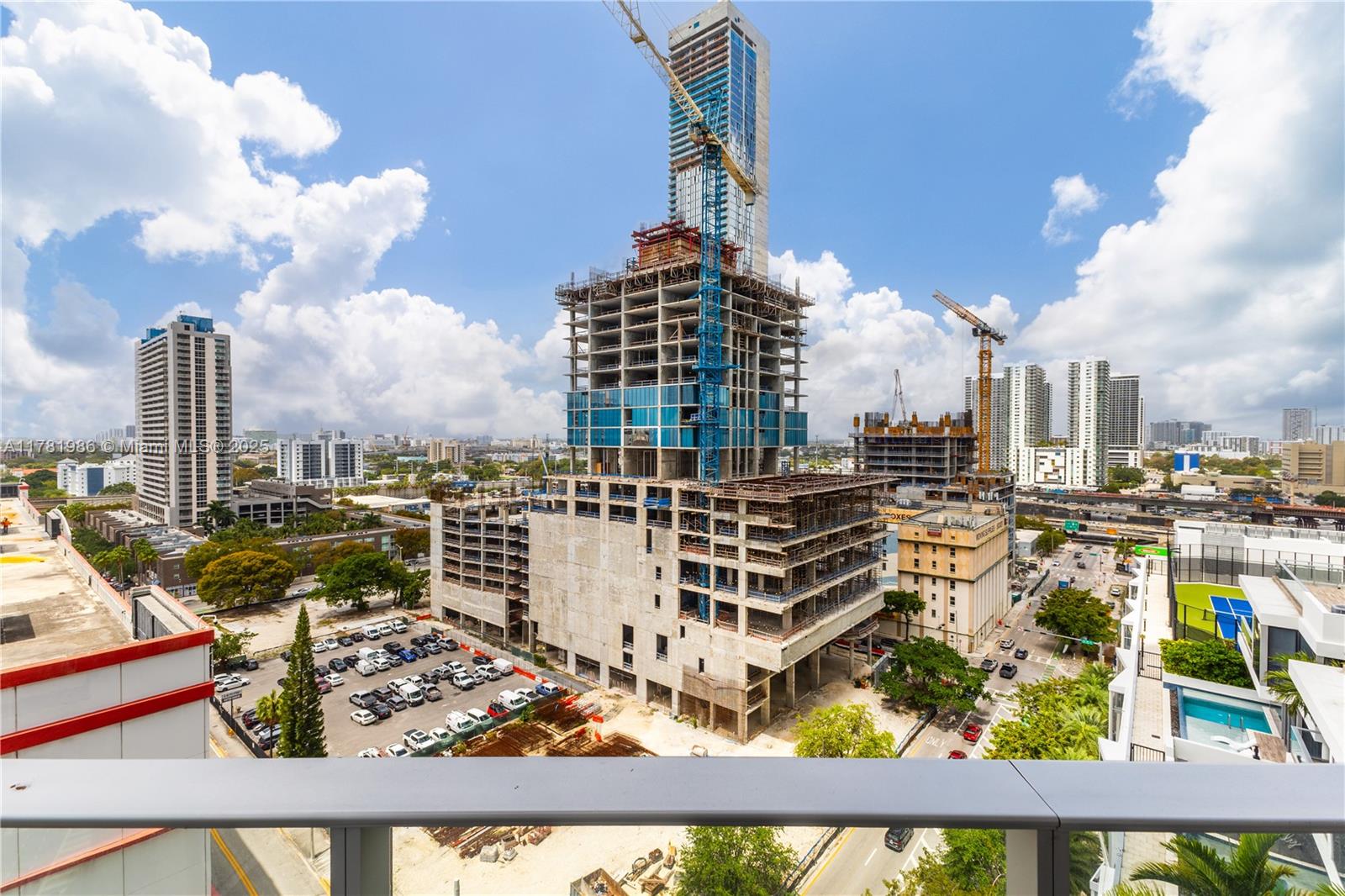 PARAMOUNT MIAMI WORLDCENT - Residential