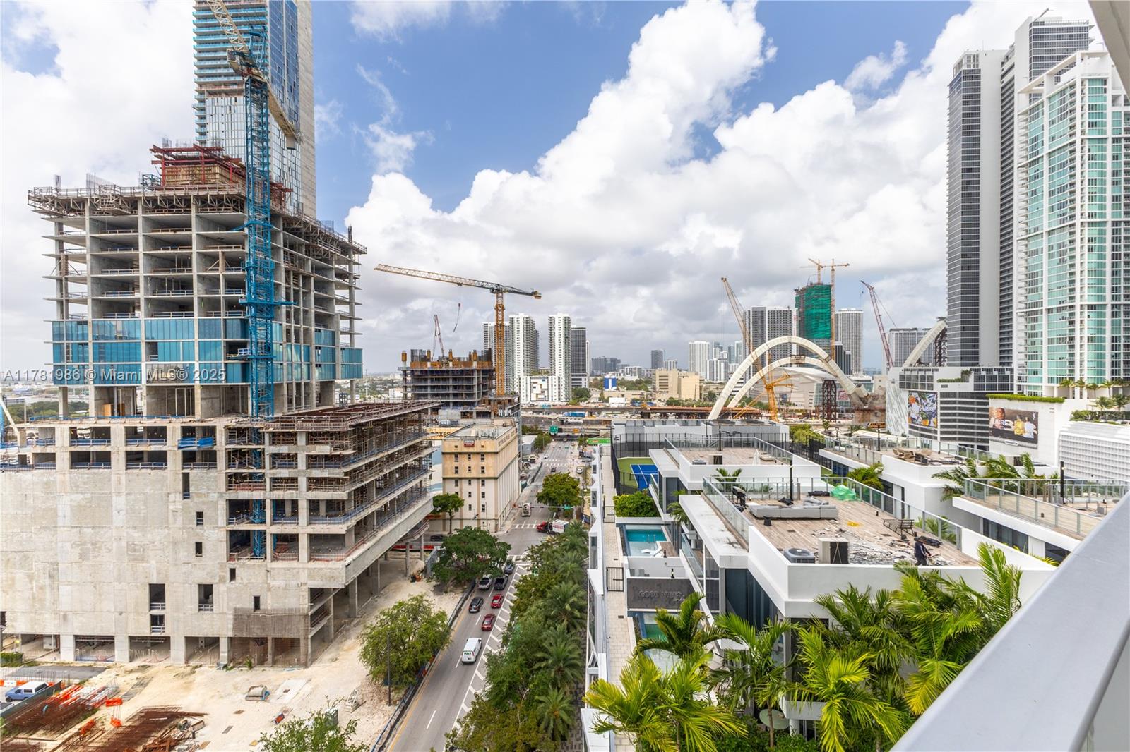 PARAMOUNT MIAMI WORLDCENT - Residential