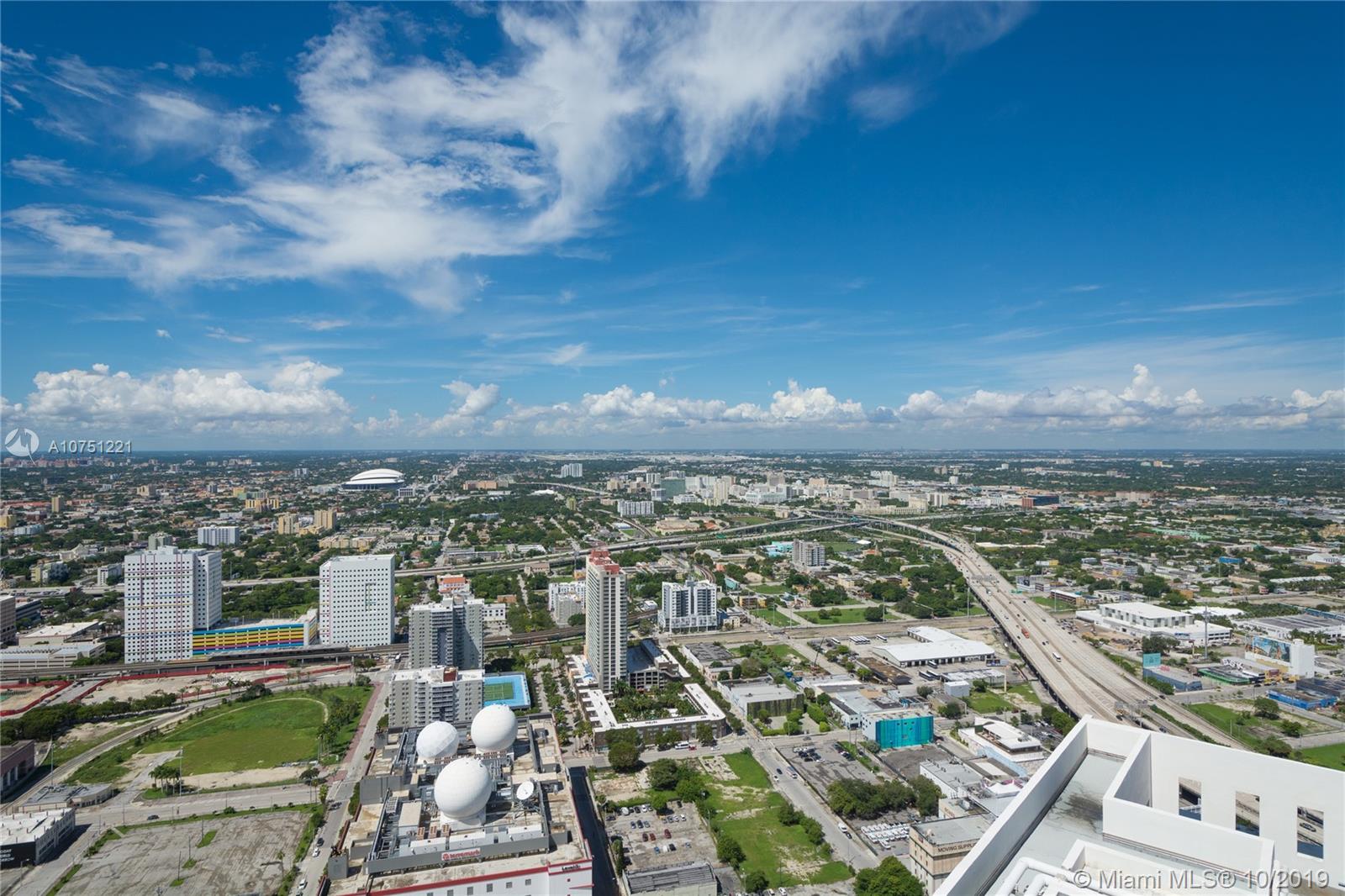 MARINABLUE CONDO - Residential