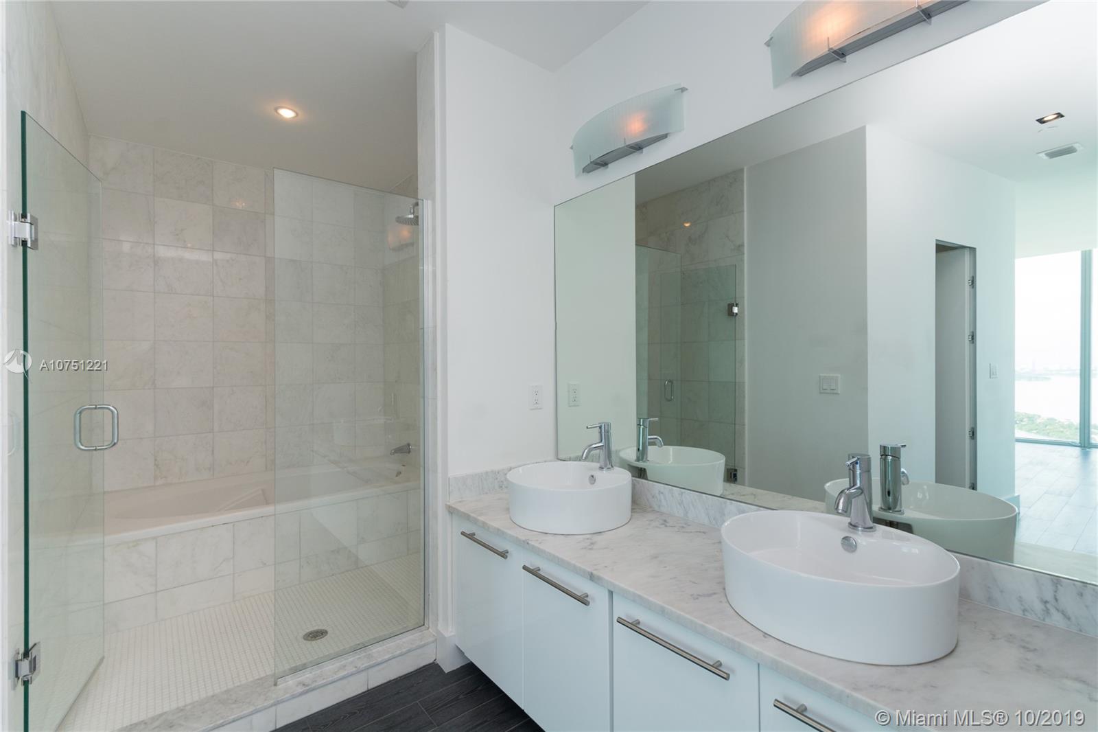 MARINABLUE CONDO - Residential