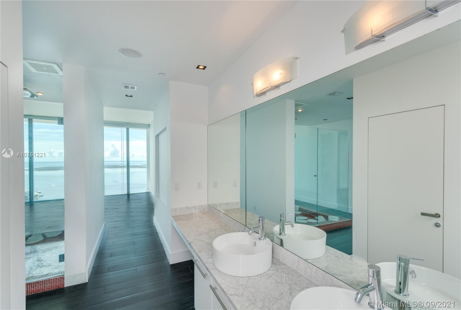 MARINABLUE CONDO - Residential