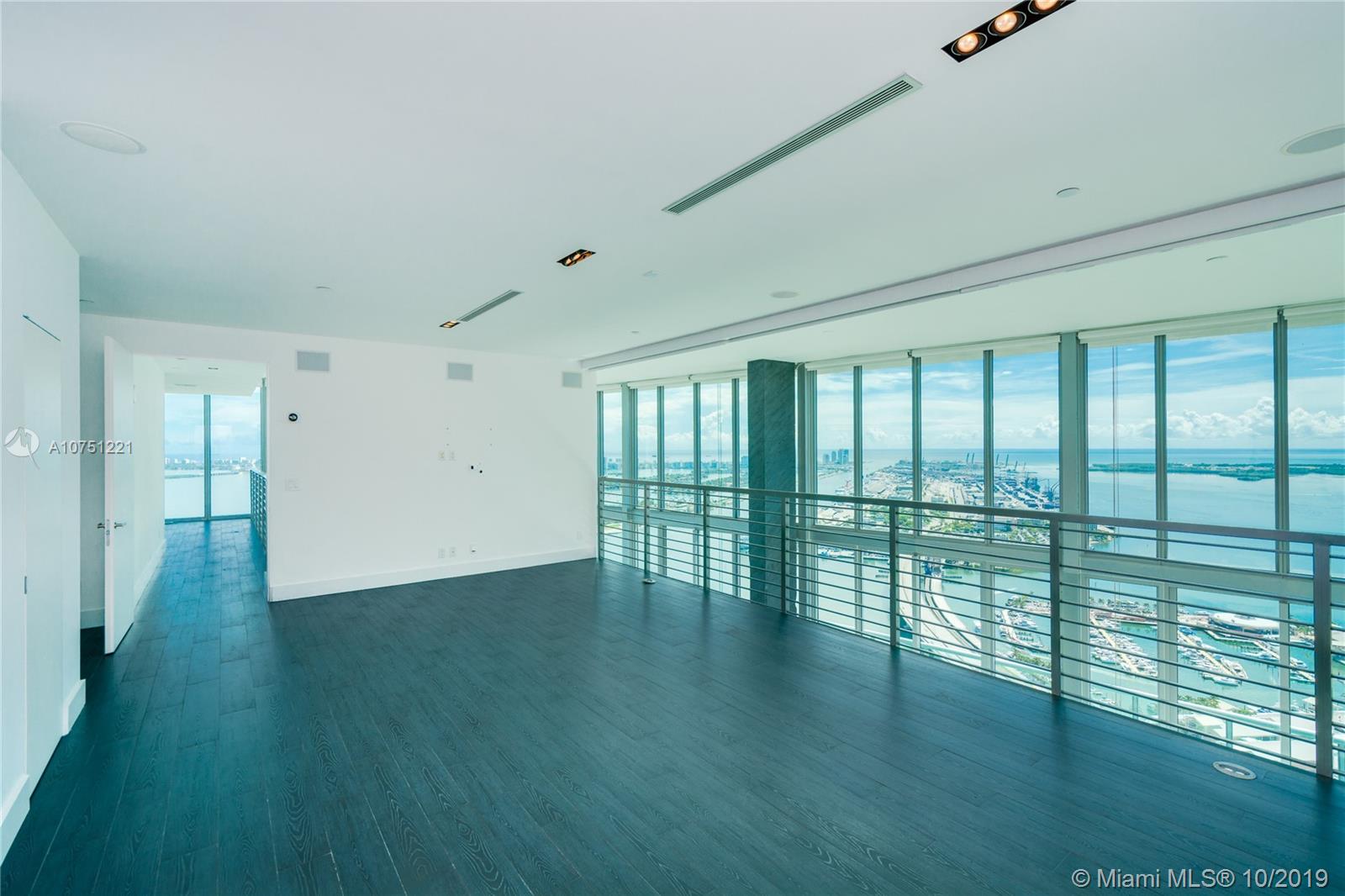 MARINABLUE CONDO - Residential