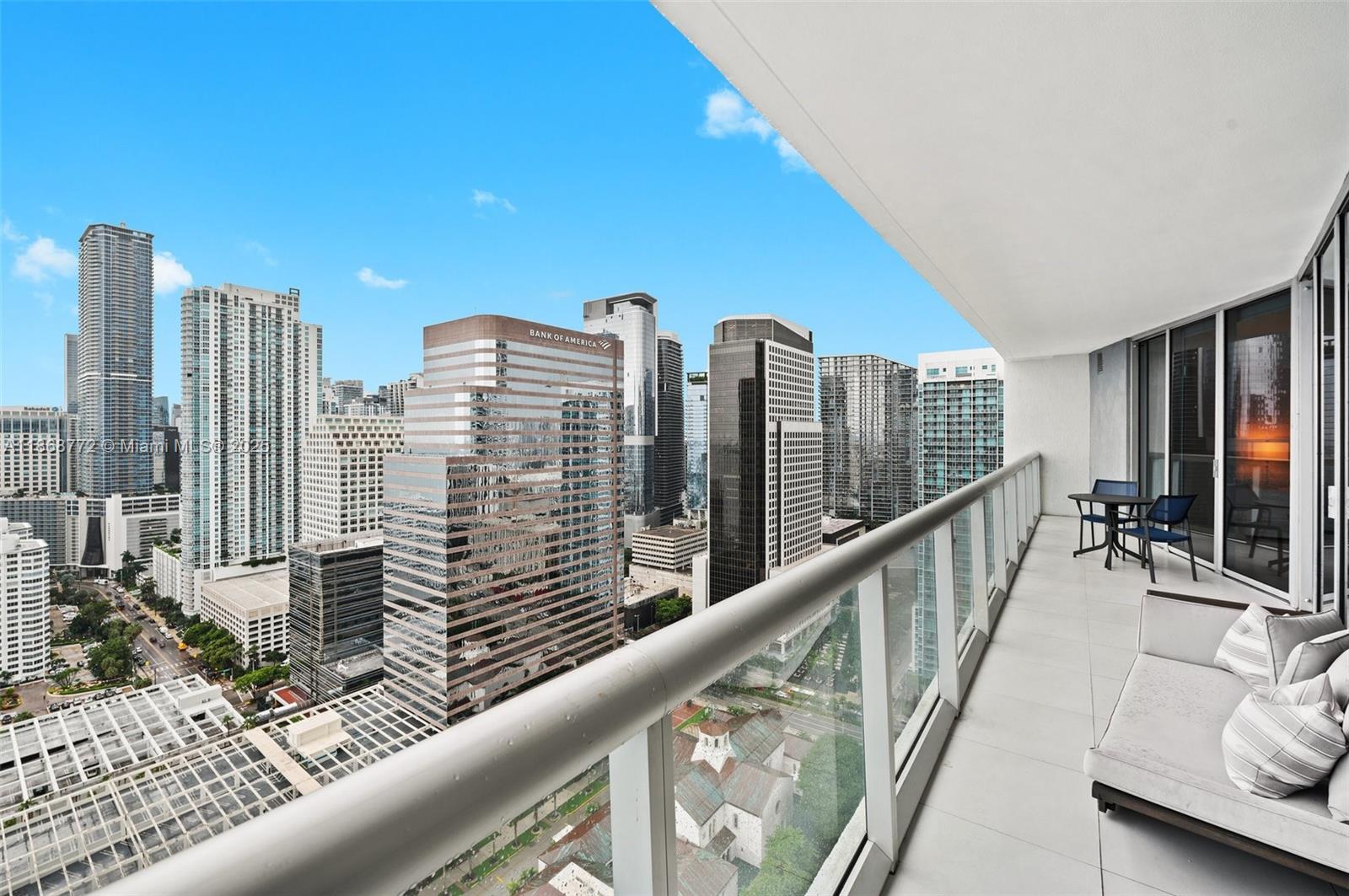 495 Brickell Ave 3301