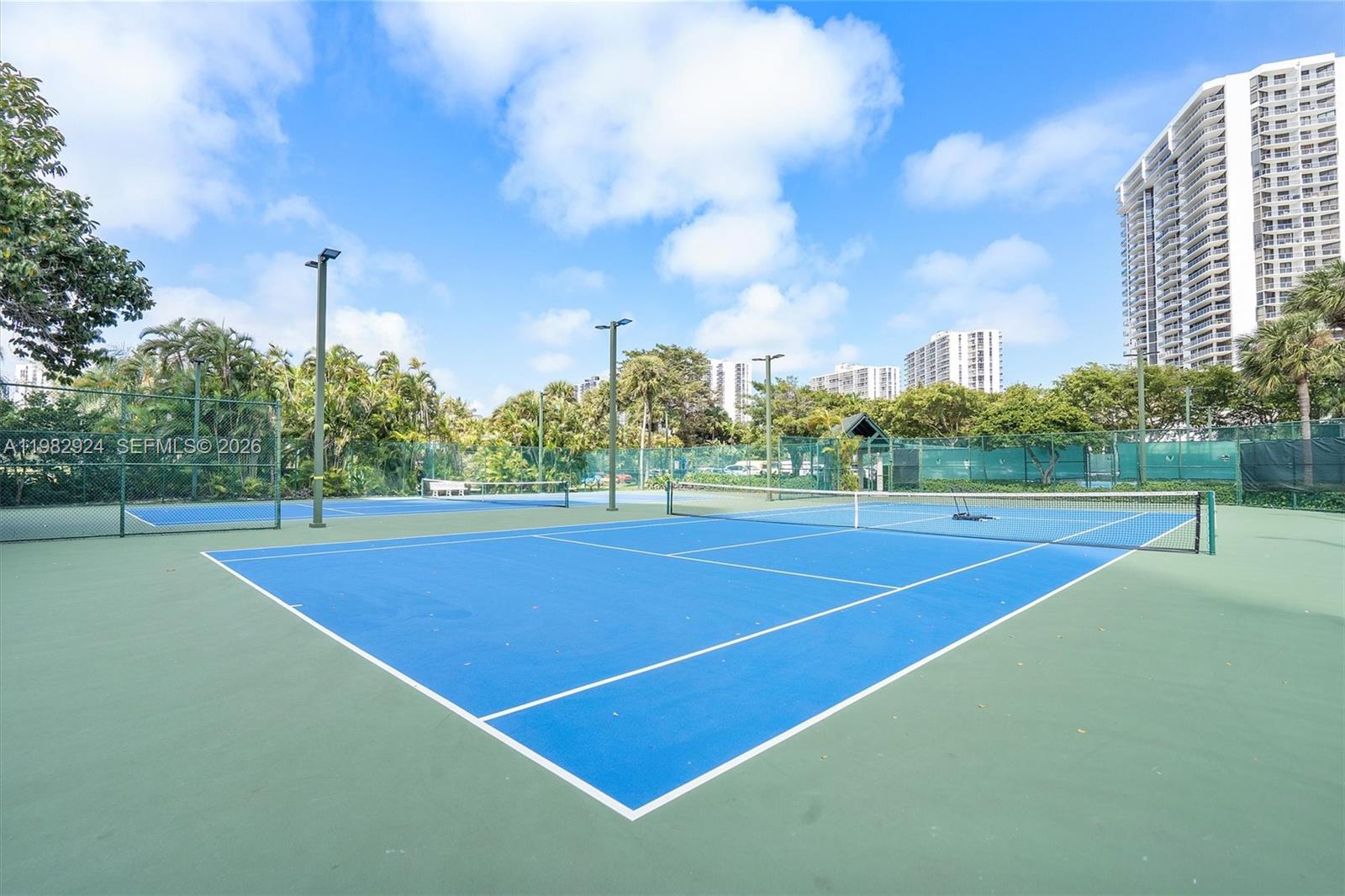 TERRACES NORTH TURNBERRY - Residential