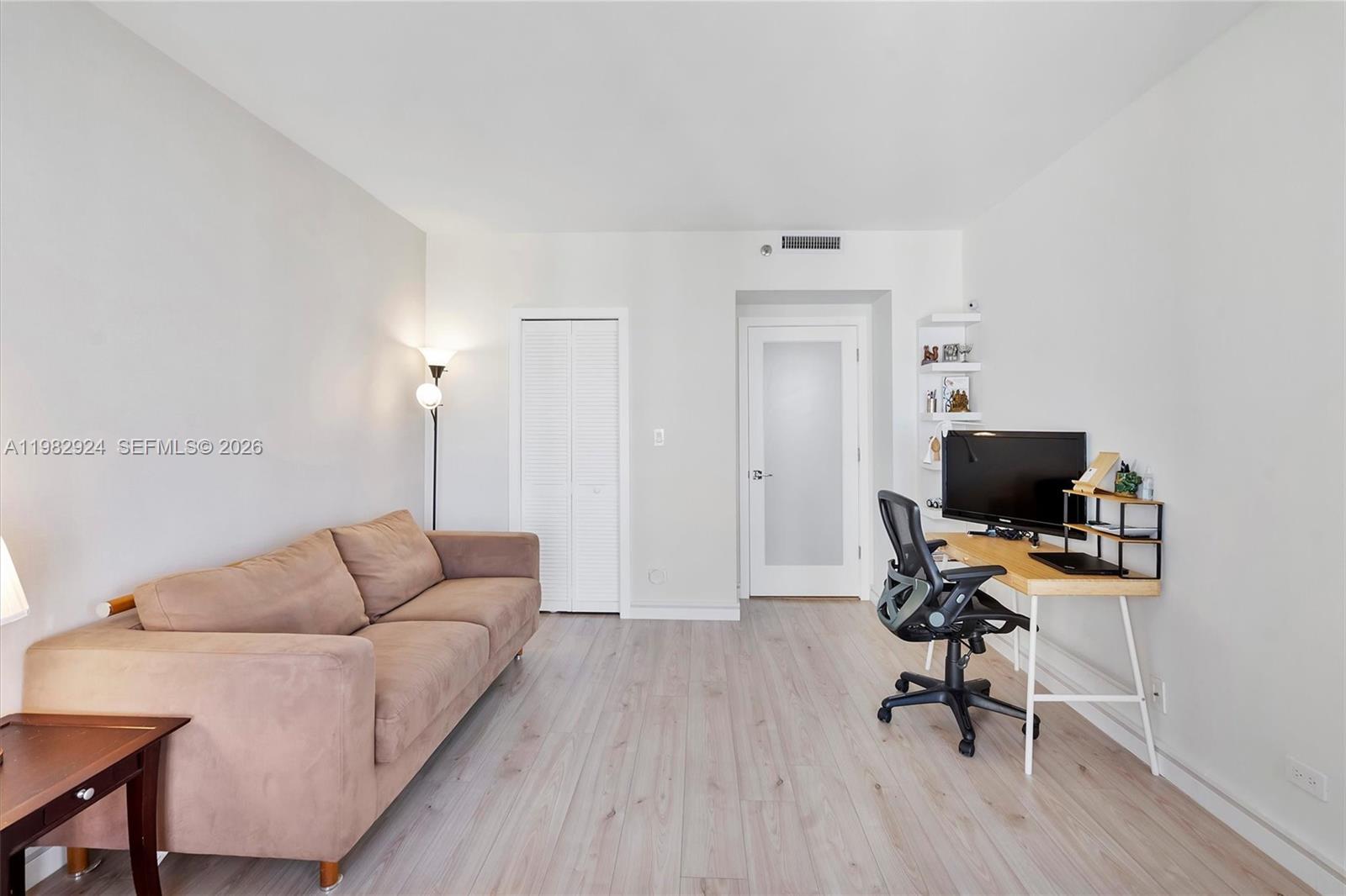 TERRACES NORTH TURNBERRY - Residential