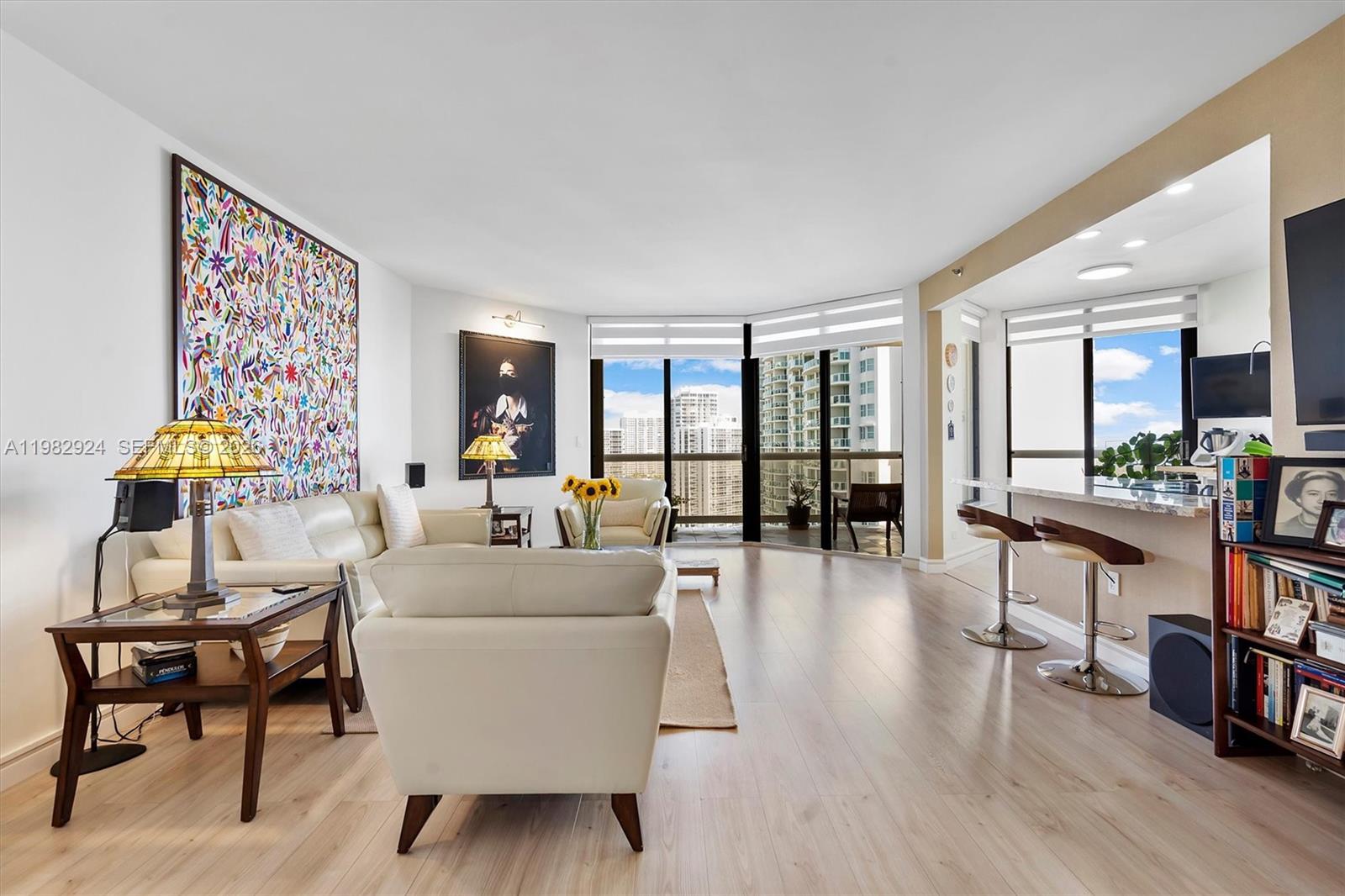 TERRACES NORTH TURNBERRY - Residential