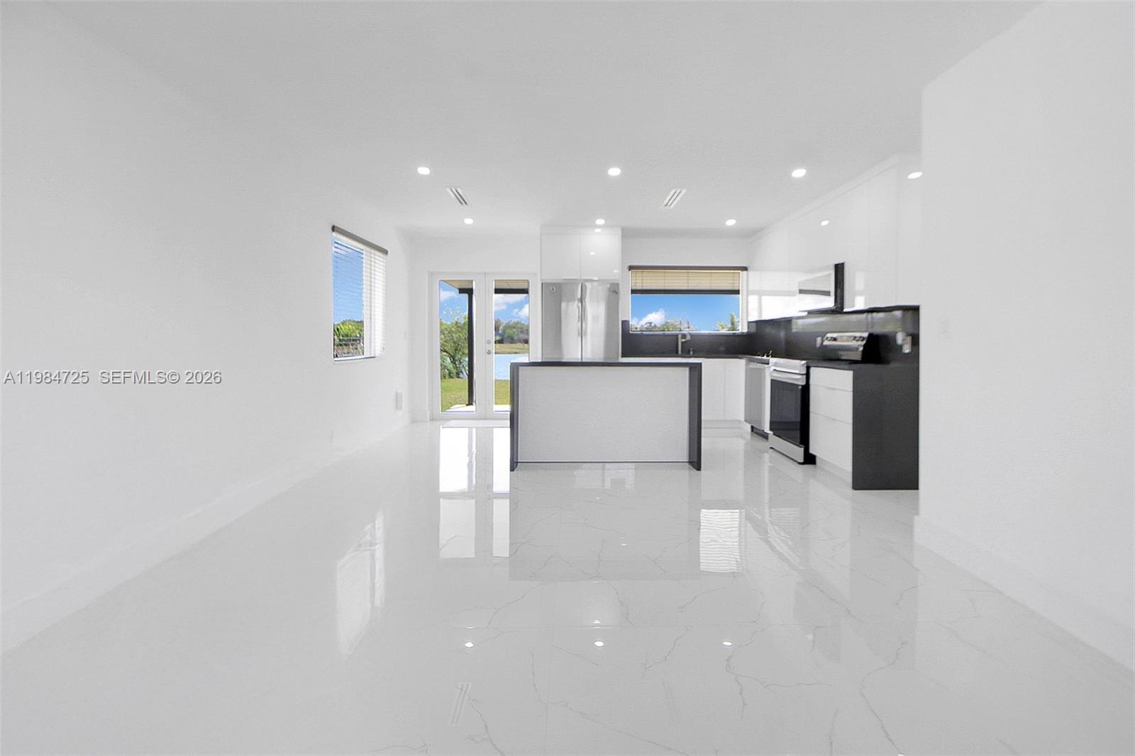 PINE ISLAND LAKE SUB - Residential