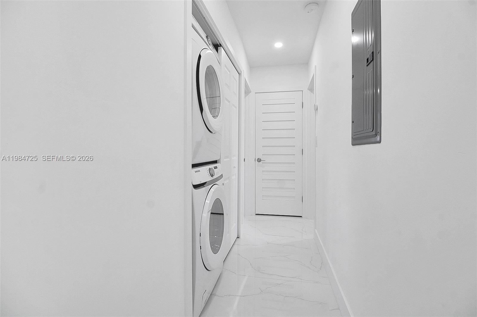 PINE ISLAND LAKE SUB - Residential