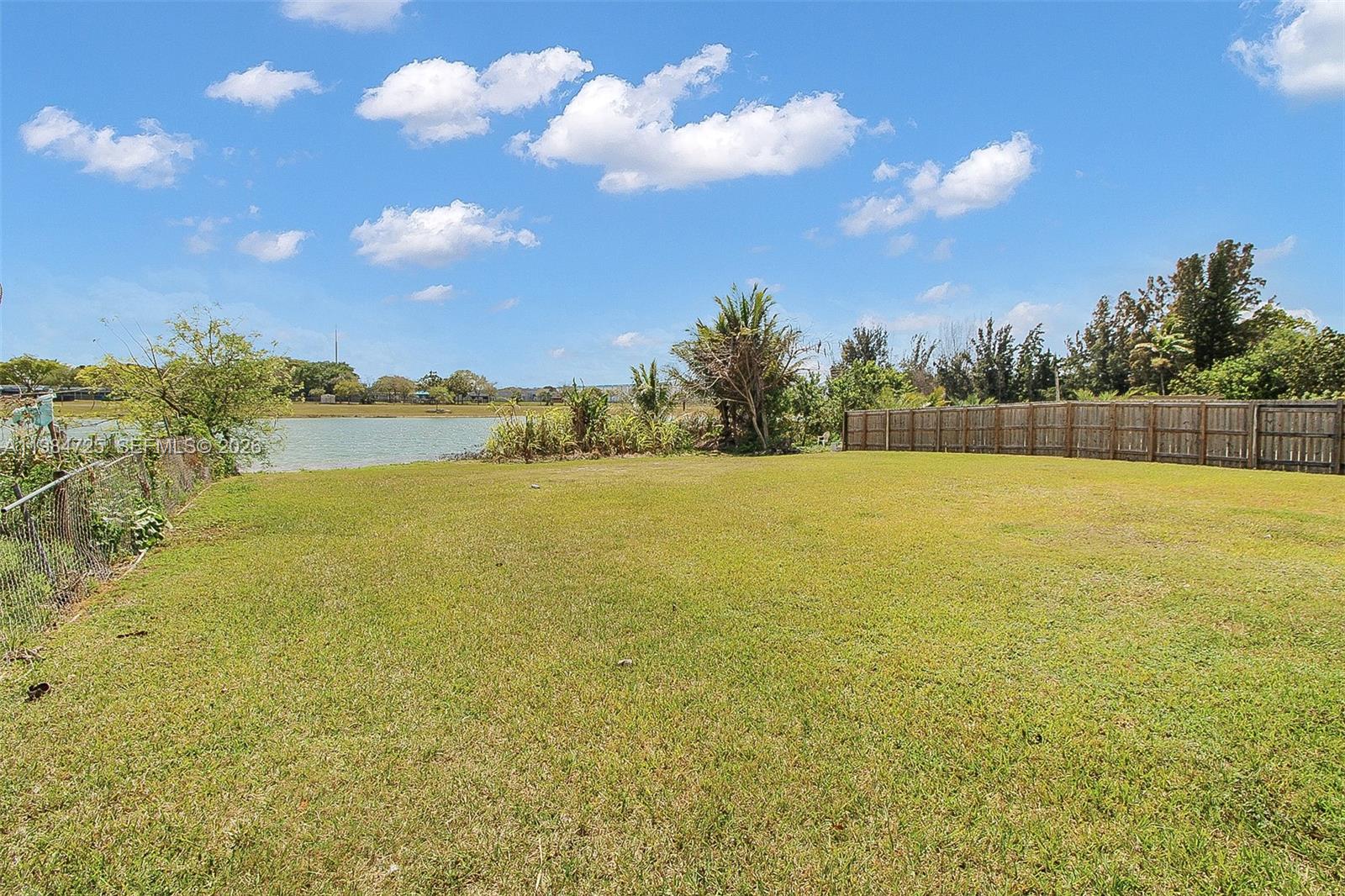 PINE ISLAND LAKE SUB - Residential