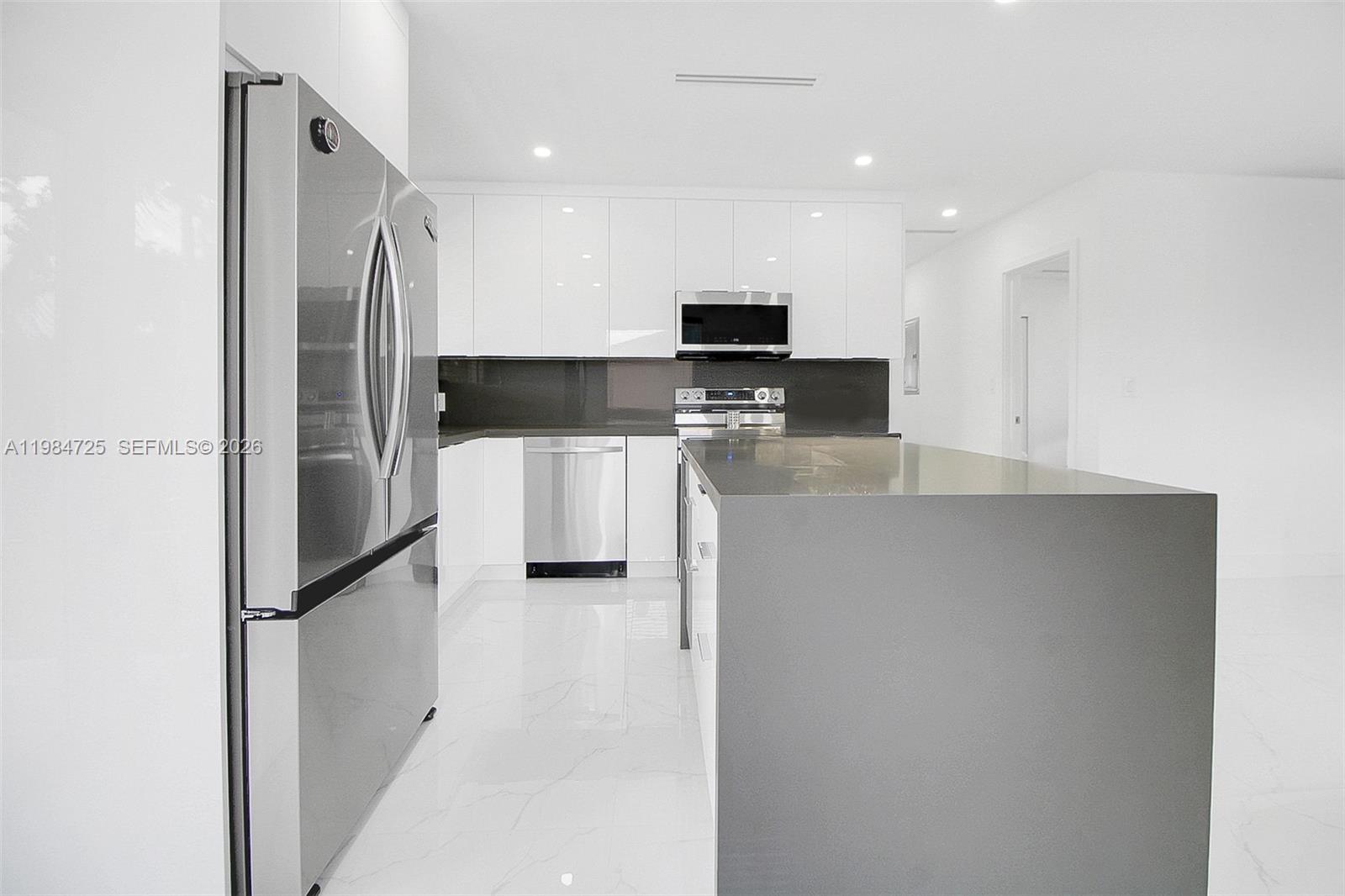 PINE ISLAND LAKE SUB - Residential