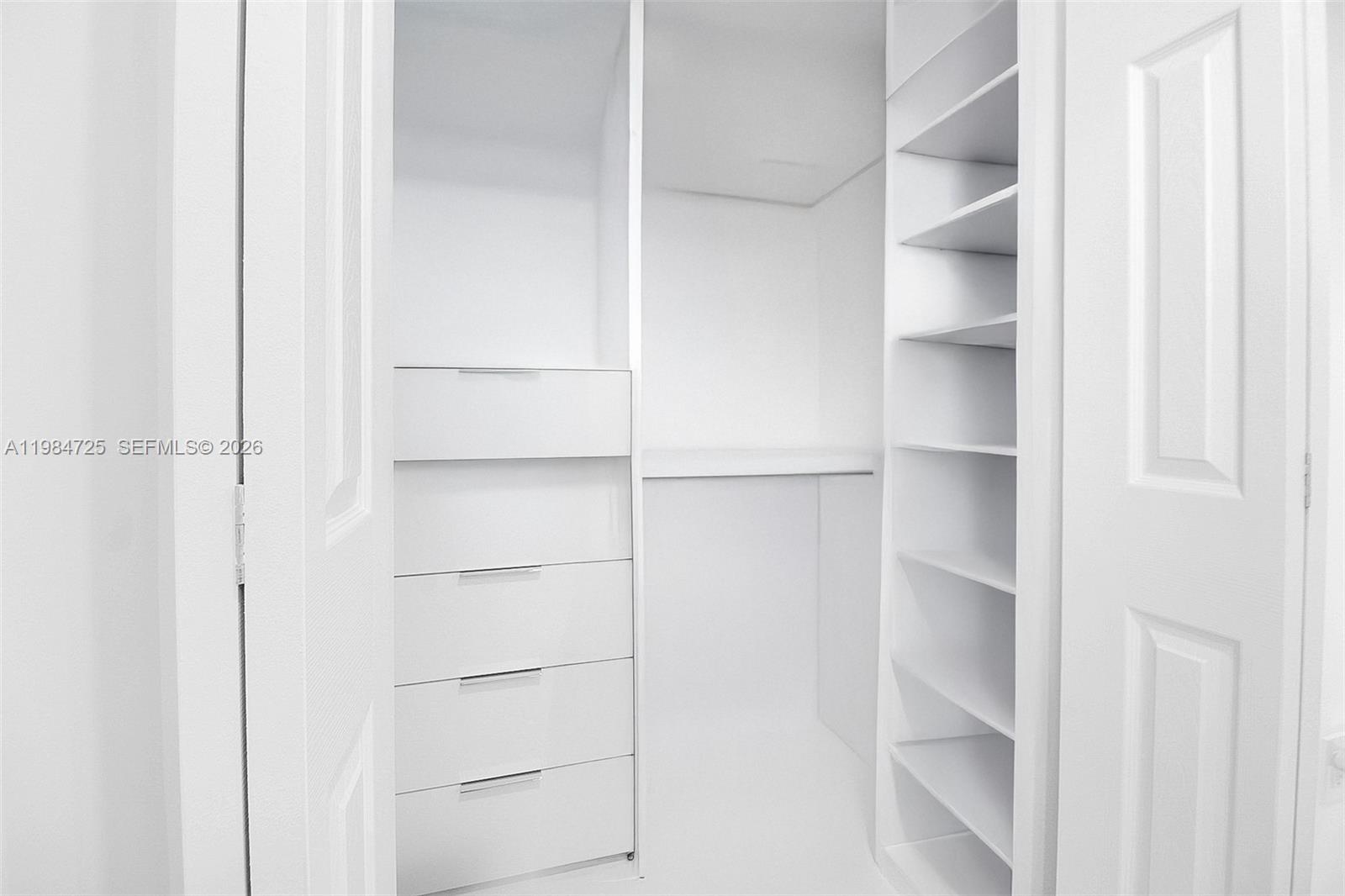 PINE ISLAND LAKE SUB - Residential