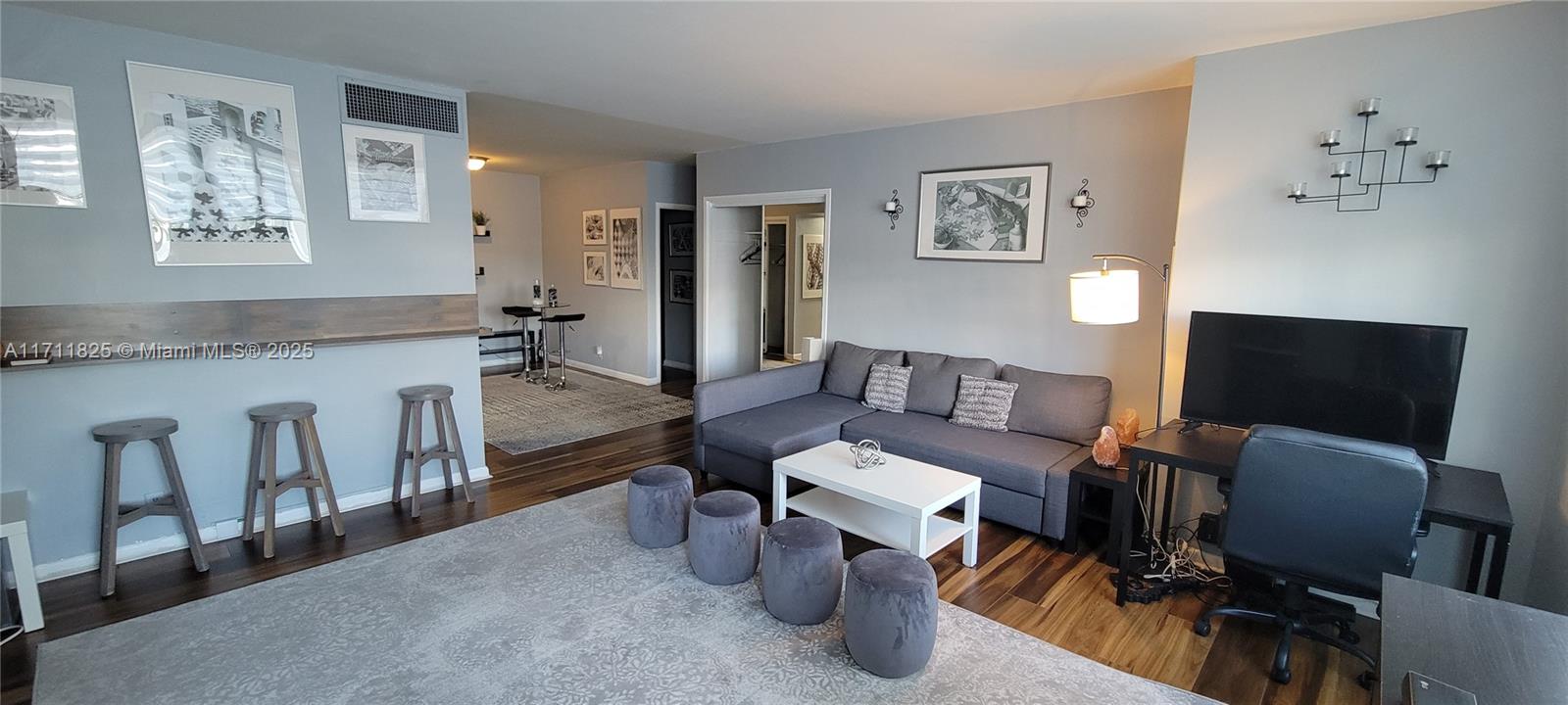 MIRADOR 1000 CONDO - Residential