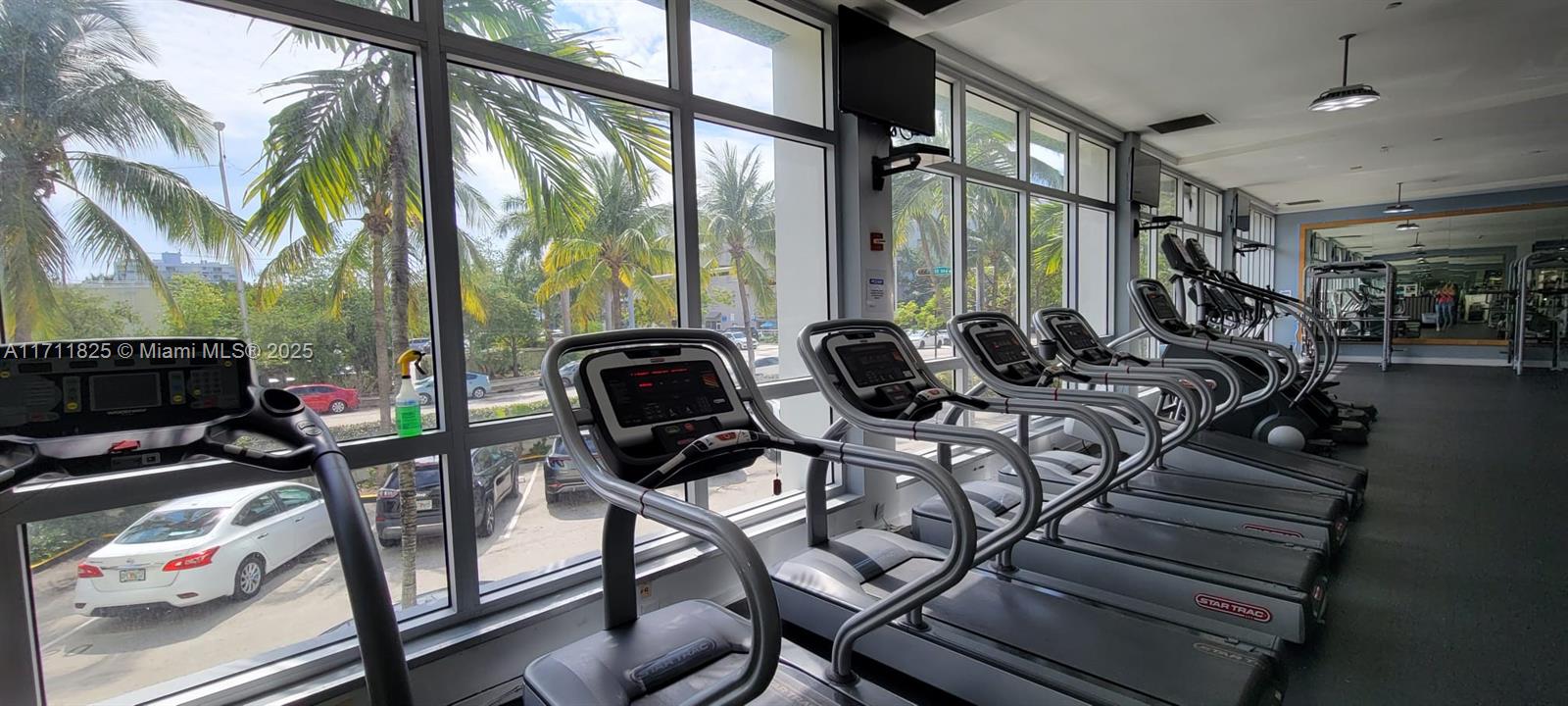 MIRADOR 1000 CONDO - Residential