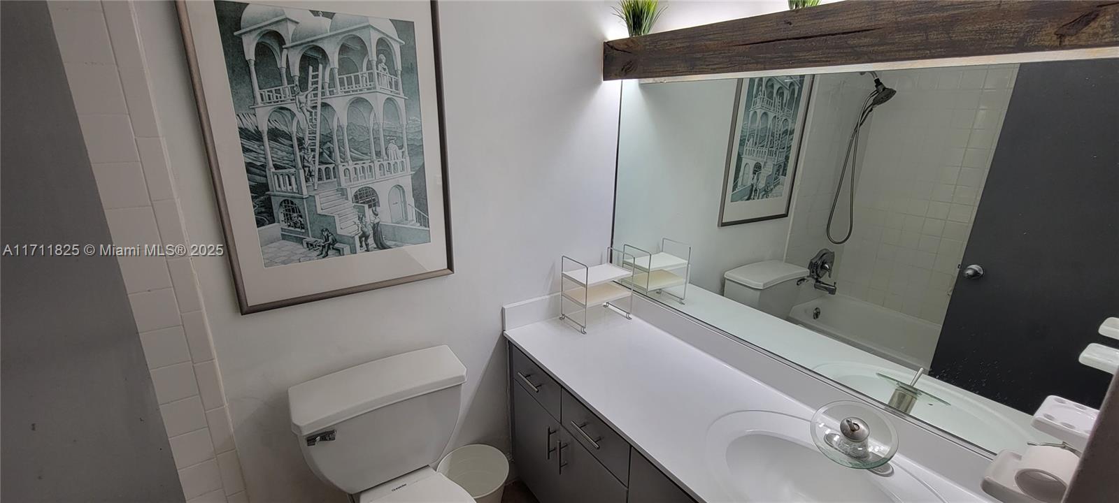 MIRADOR 1000 CONDO - Residential