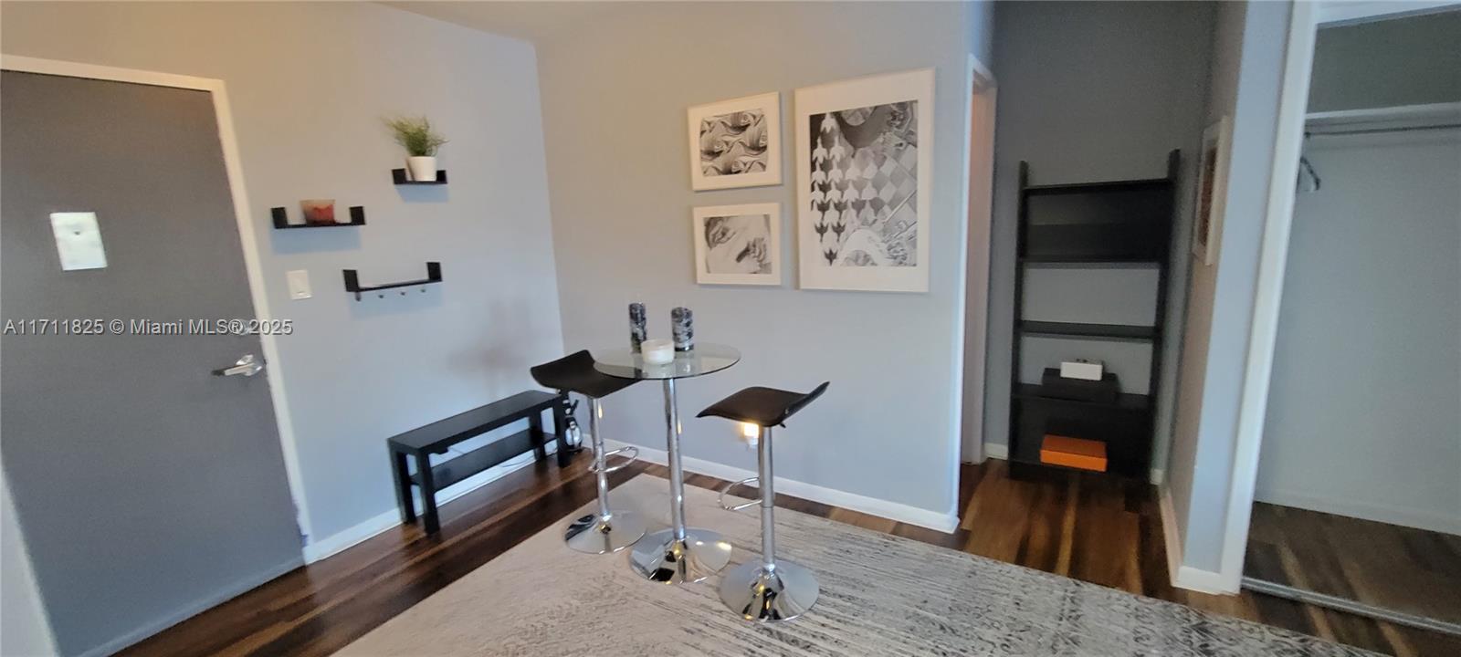 MIRADOR 1000 CONDO - Residential