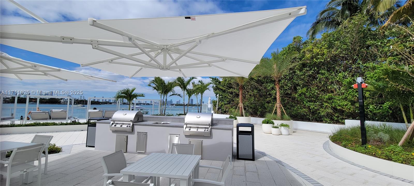 MIRADOR 1000 CONDO - Residential