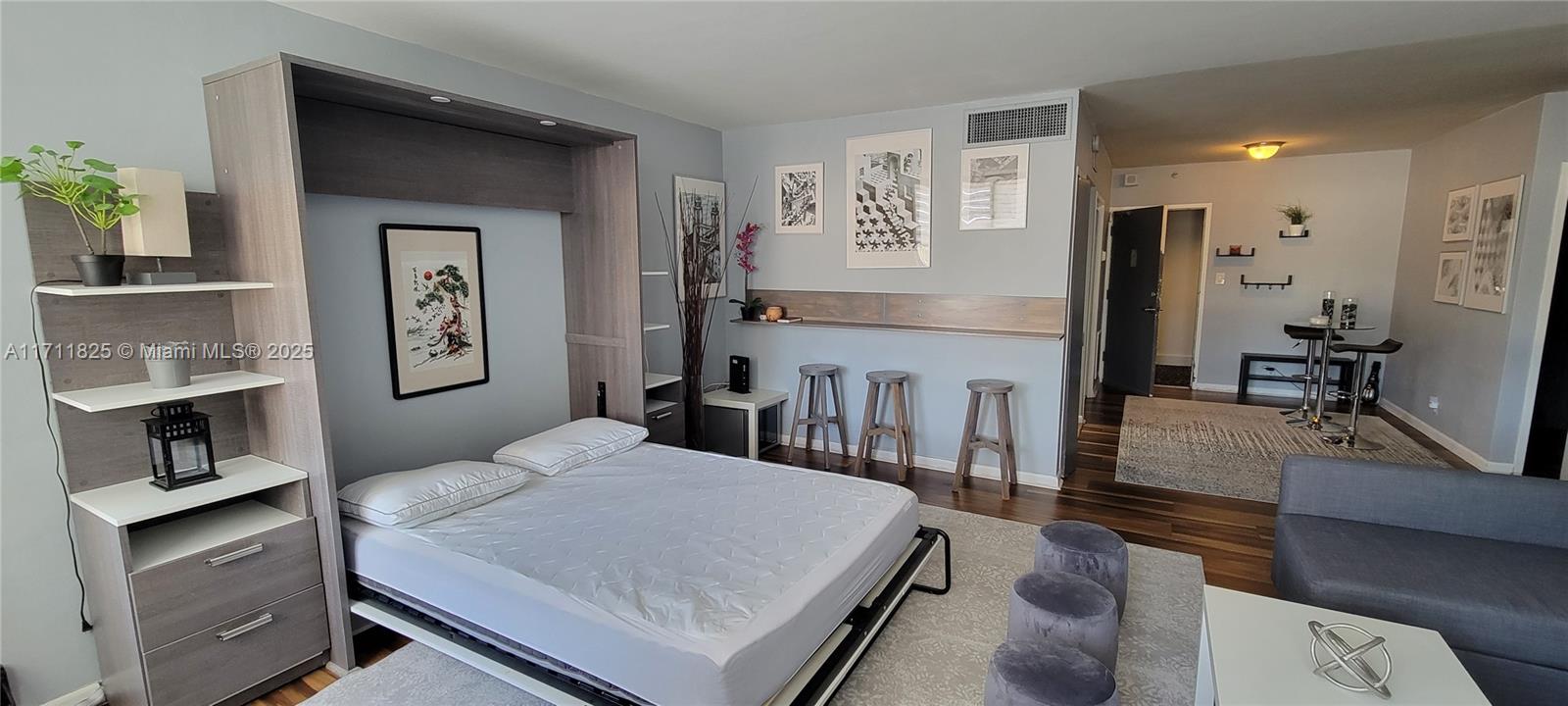 MIRADOR 1000 CONDO - Residential