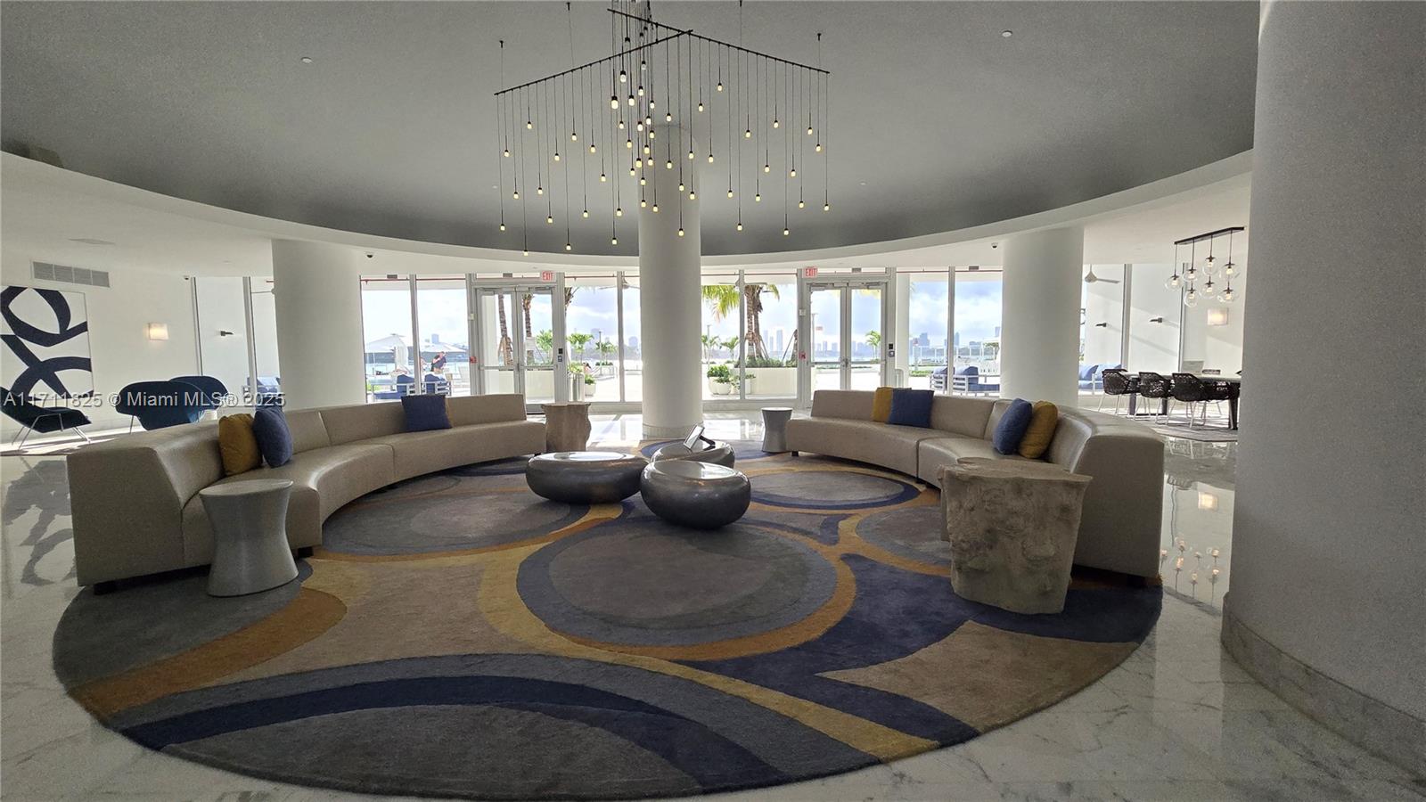 MIRADOR 1000 CONDO - Residential