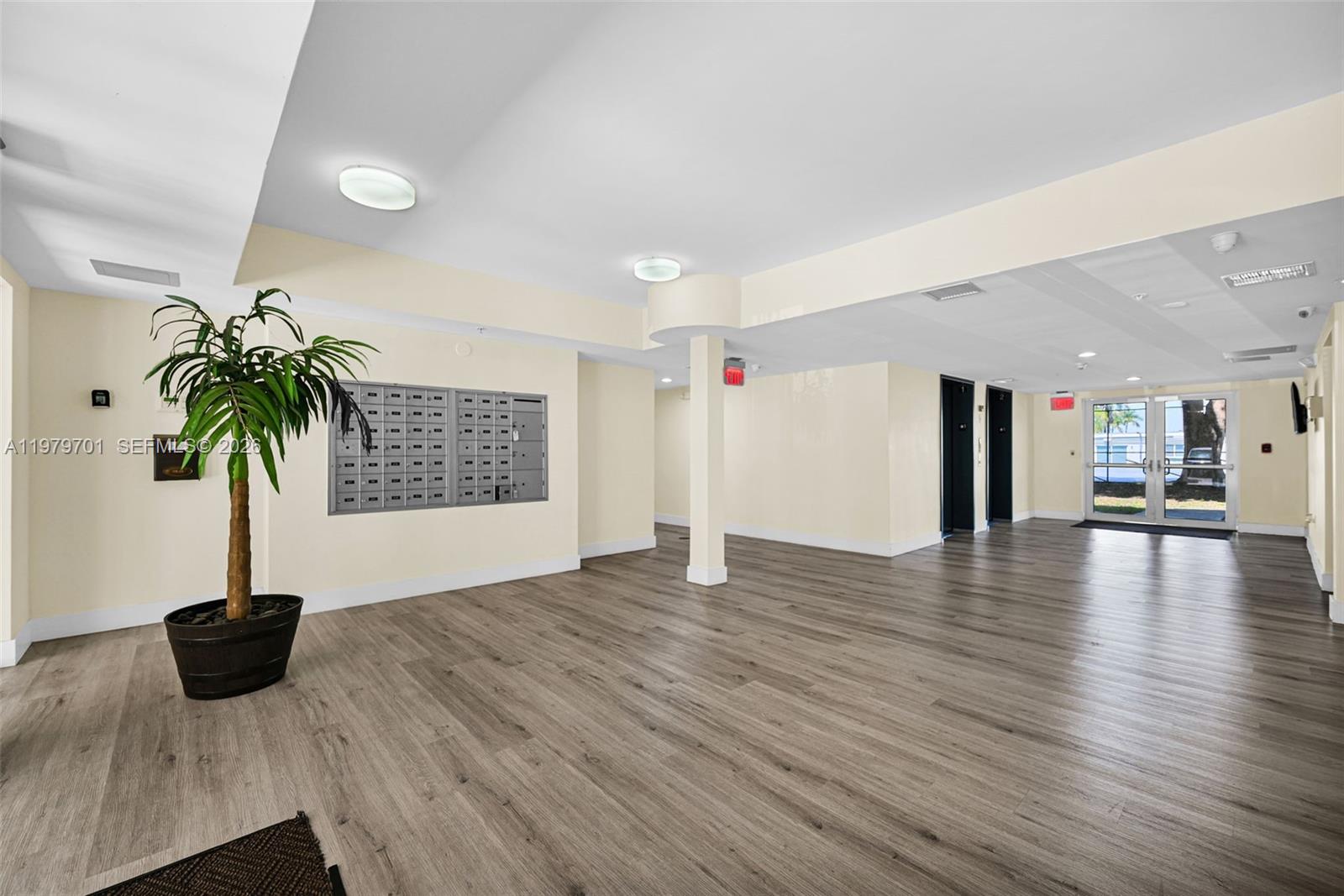 PARADISE POINTE CONDO - Residential