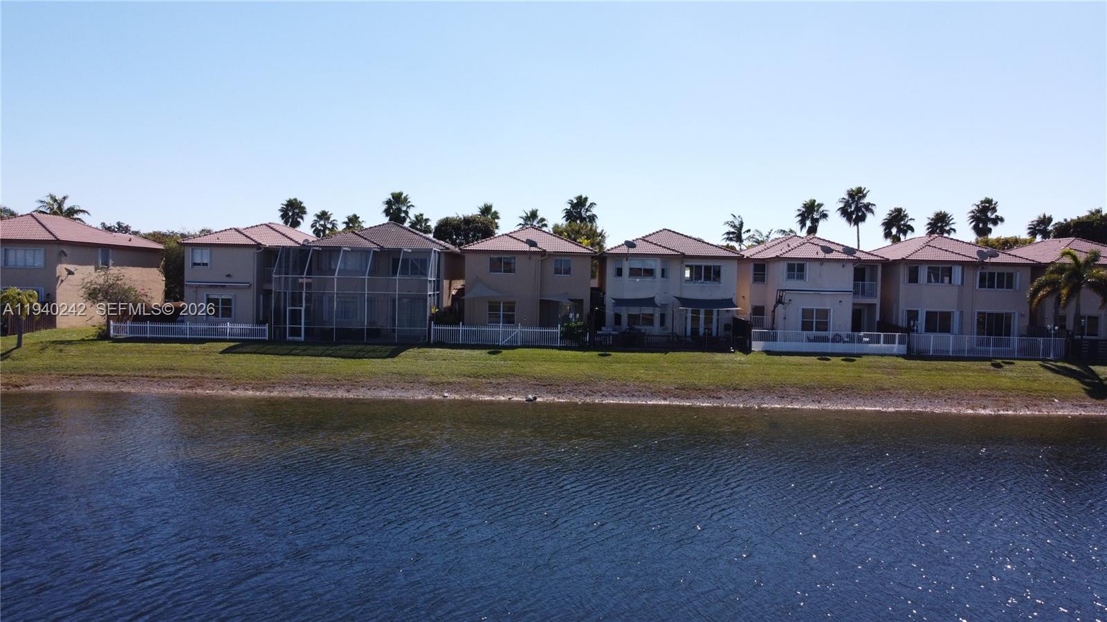 DORAL ISLES ST LUCIA - Residential