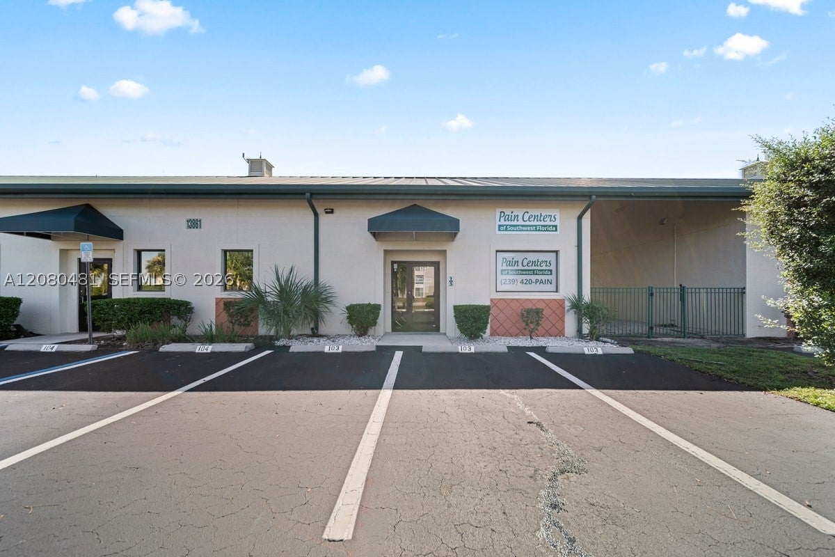 13861 plantation rd 103