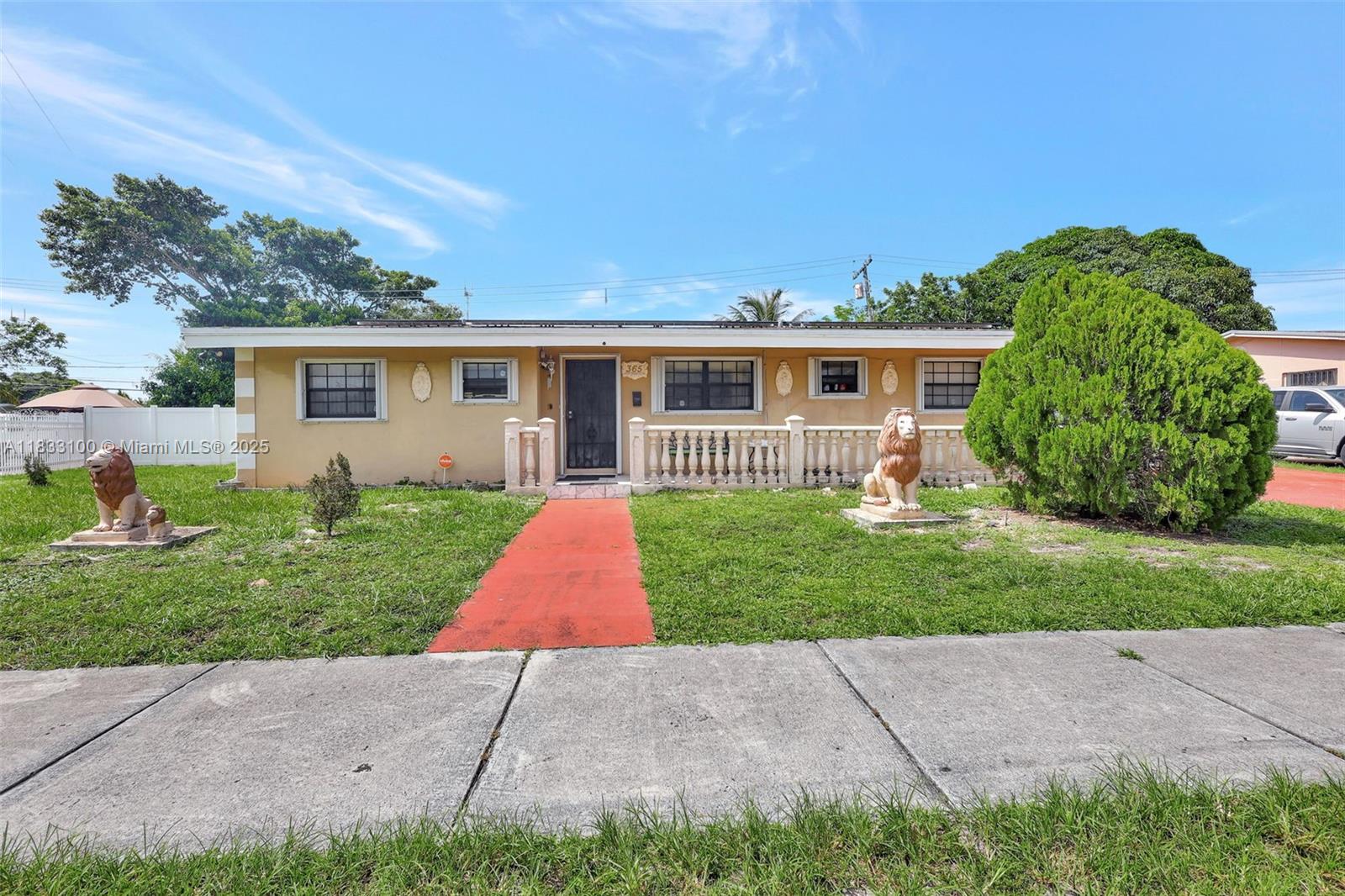 365 NW 198th St, Miami Gardens, FL, 33169/$640,000 1 365 NW 198th St