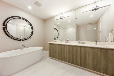 Tiny photo for 17550 Collins Ave #702, Sunny Isles Beach, FL 33160 (MLS # A12042185)